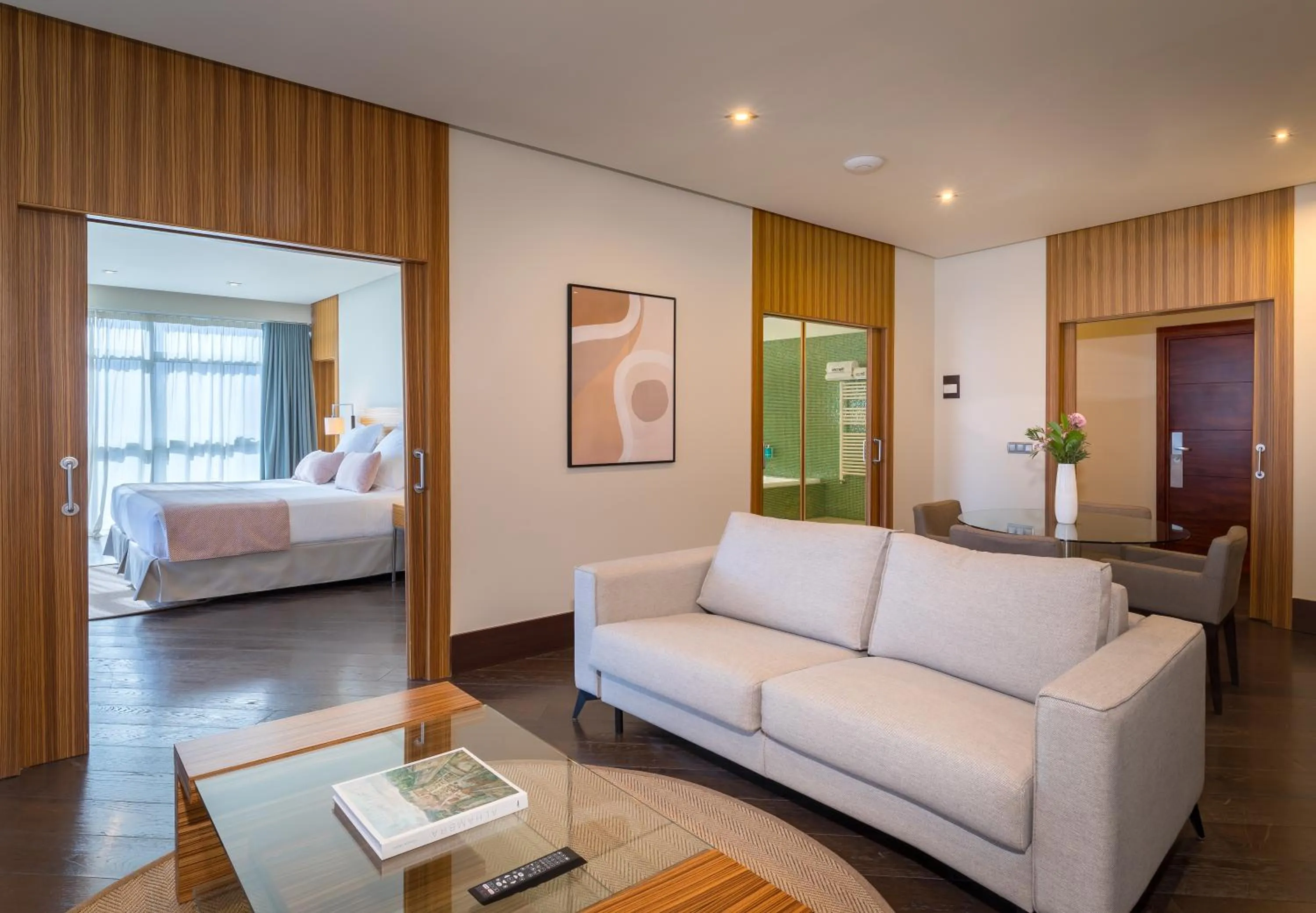 Living room, Bed in Barceló Granada Congress