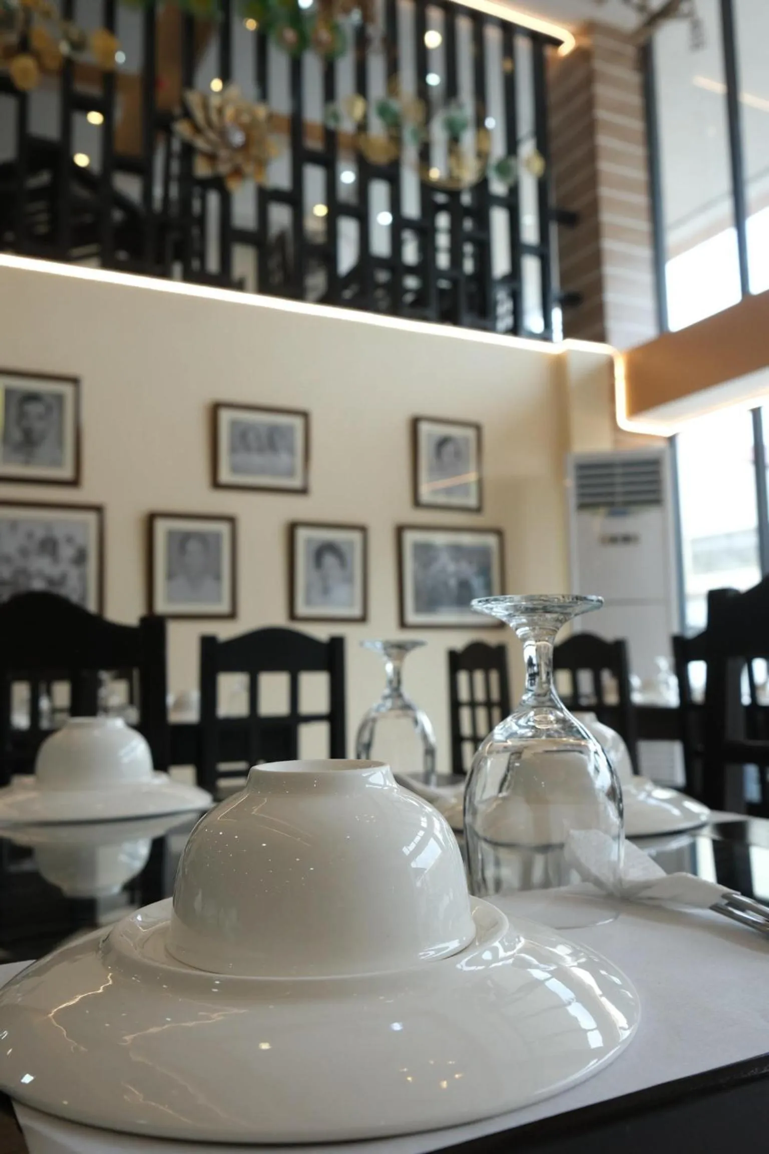 Restaurant/places to eat in Seeya Hotel