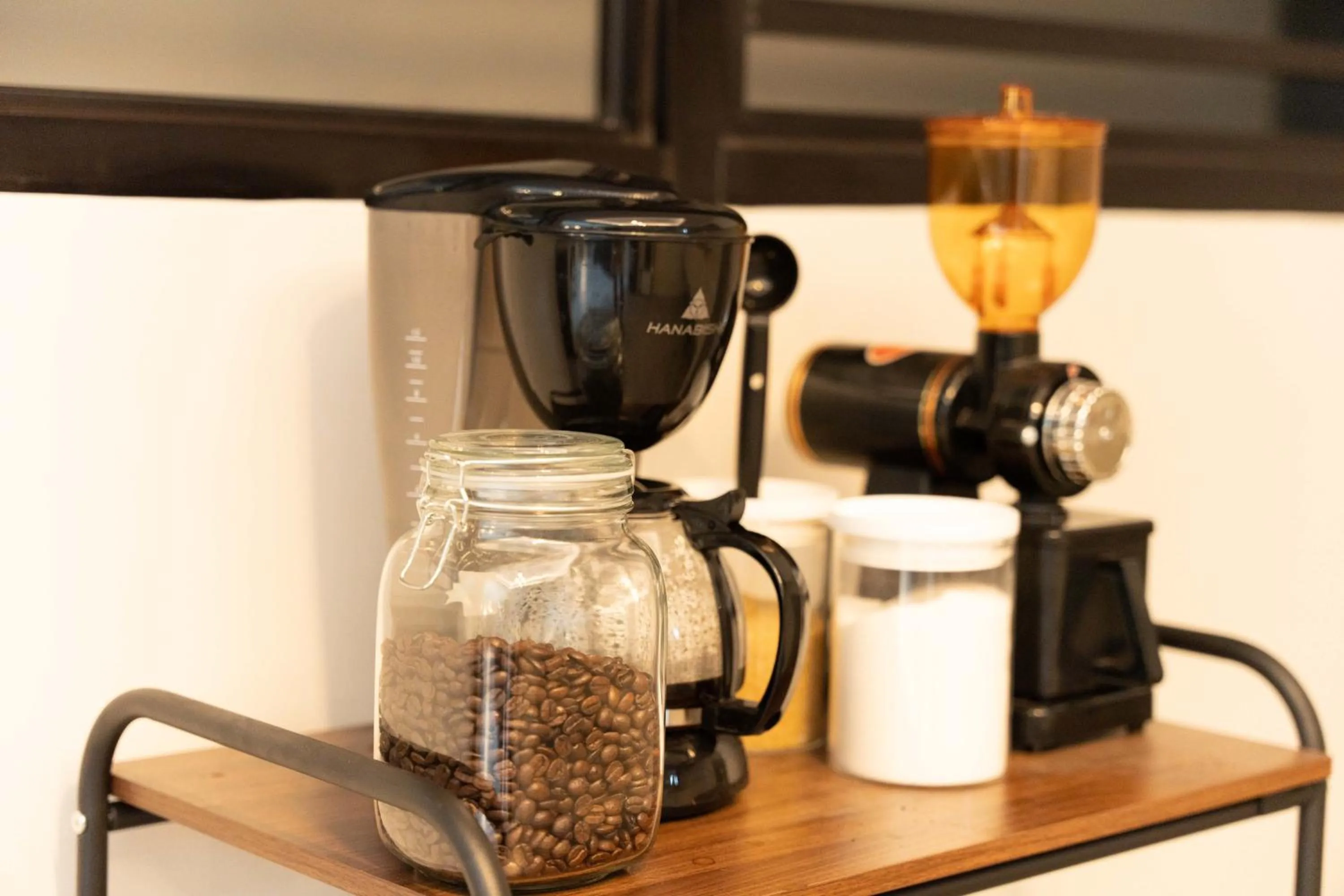 Coffee/tea facilities in Seeya Hotel
