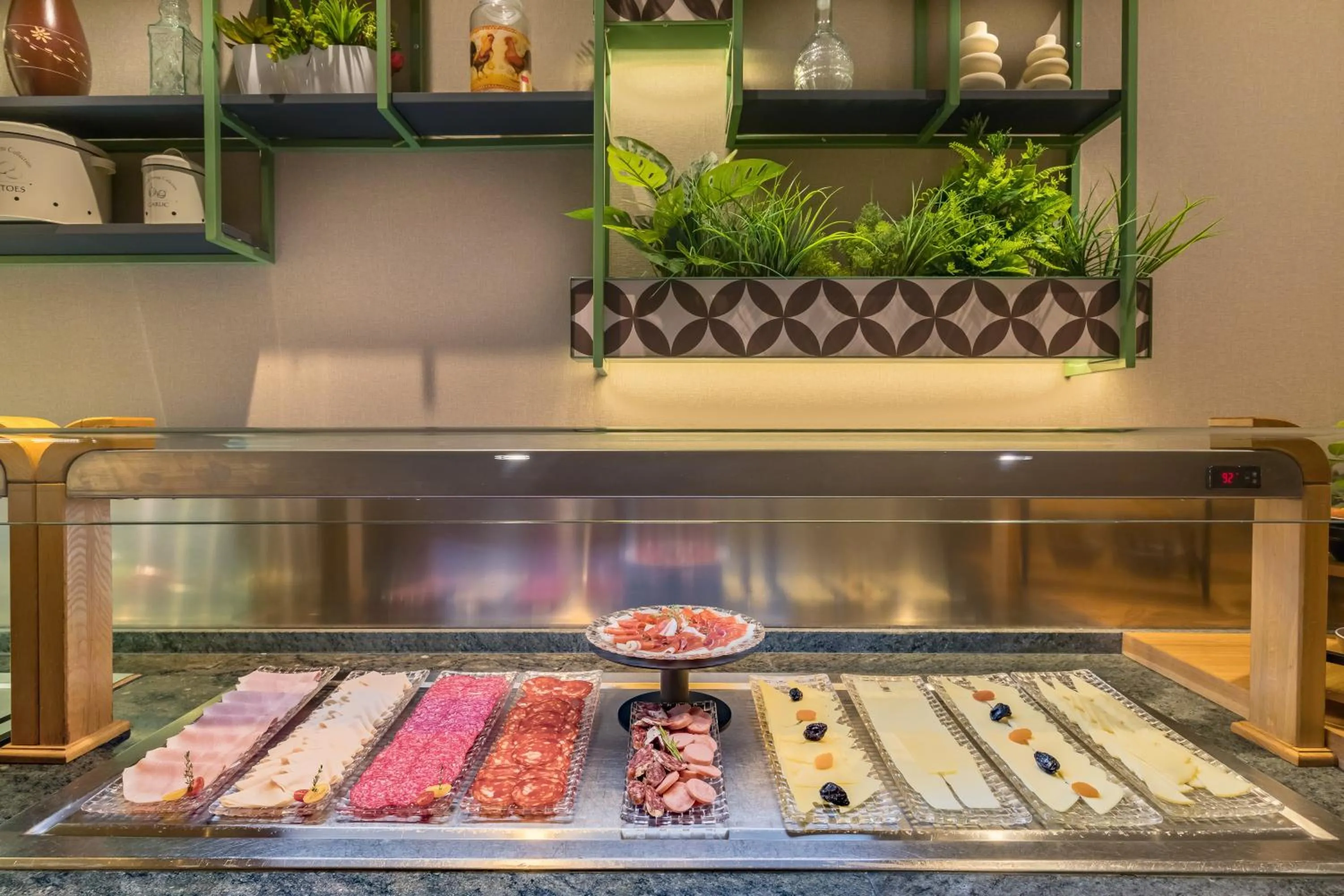 Food and drinks in Occidental Granada