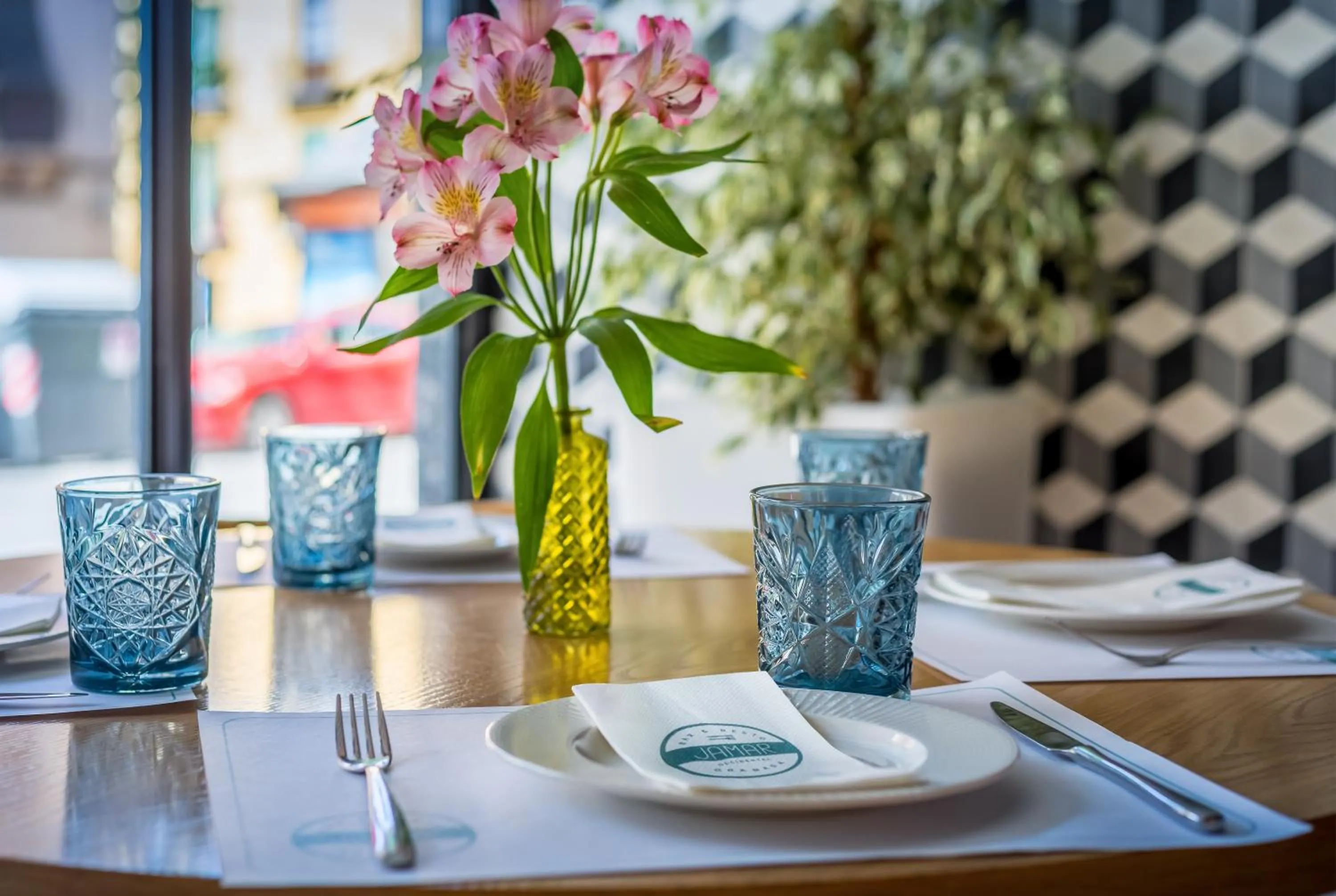 Lounge or bar in Occidental Granada