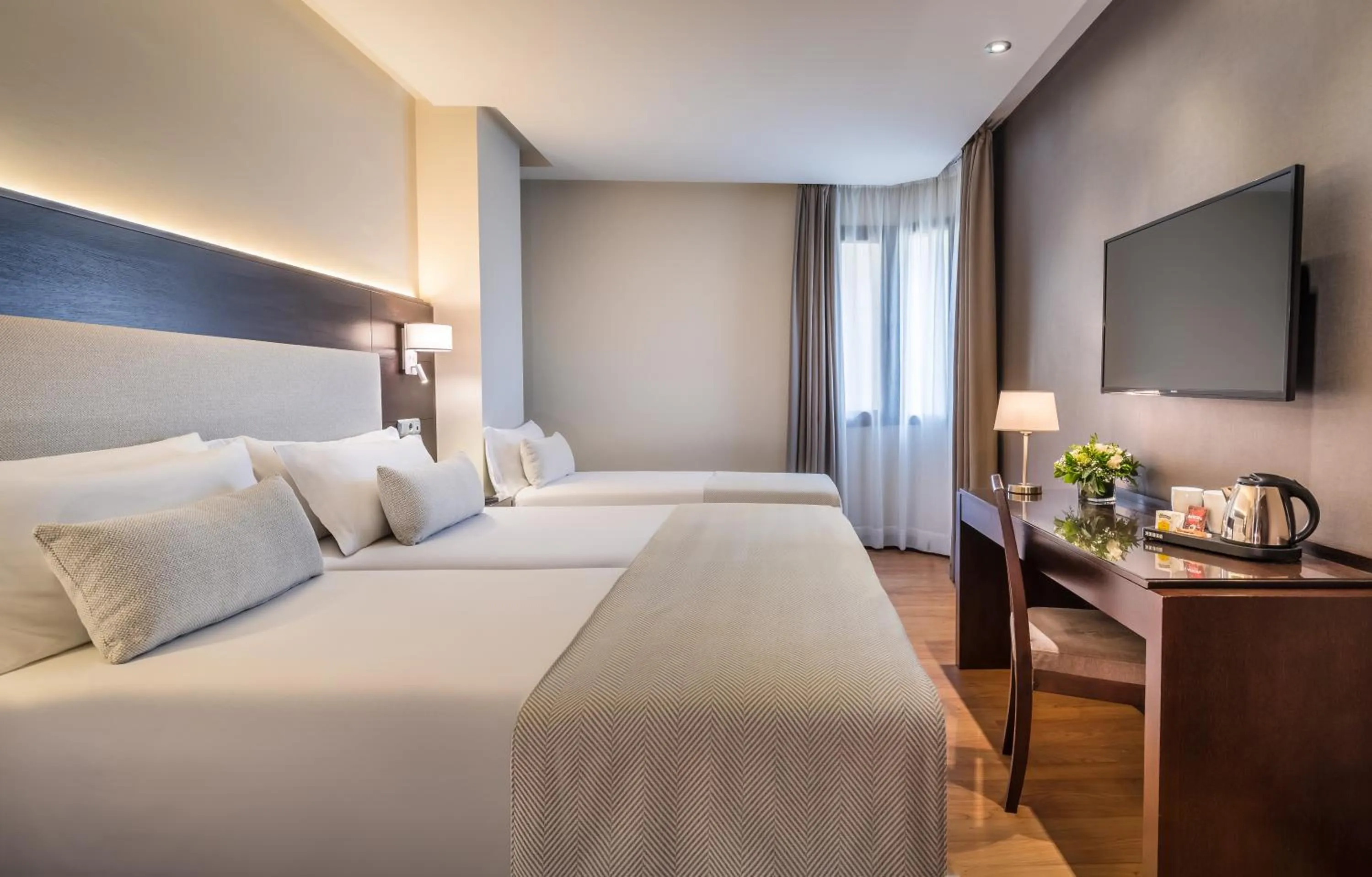 Bed in Occidental Granada