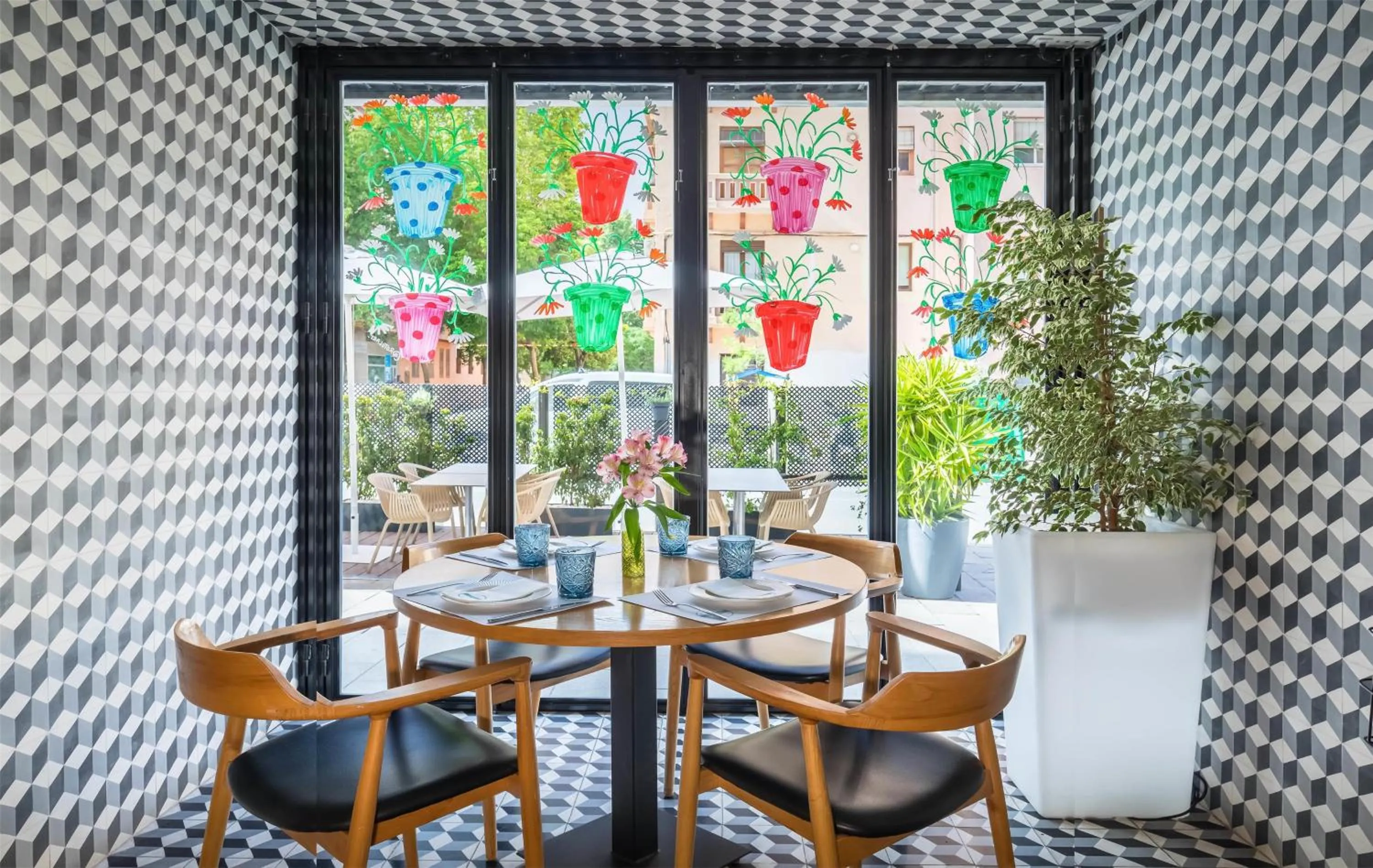 Lounge or bar in Occidental Granada