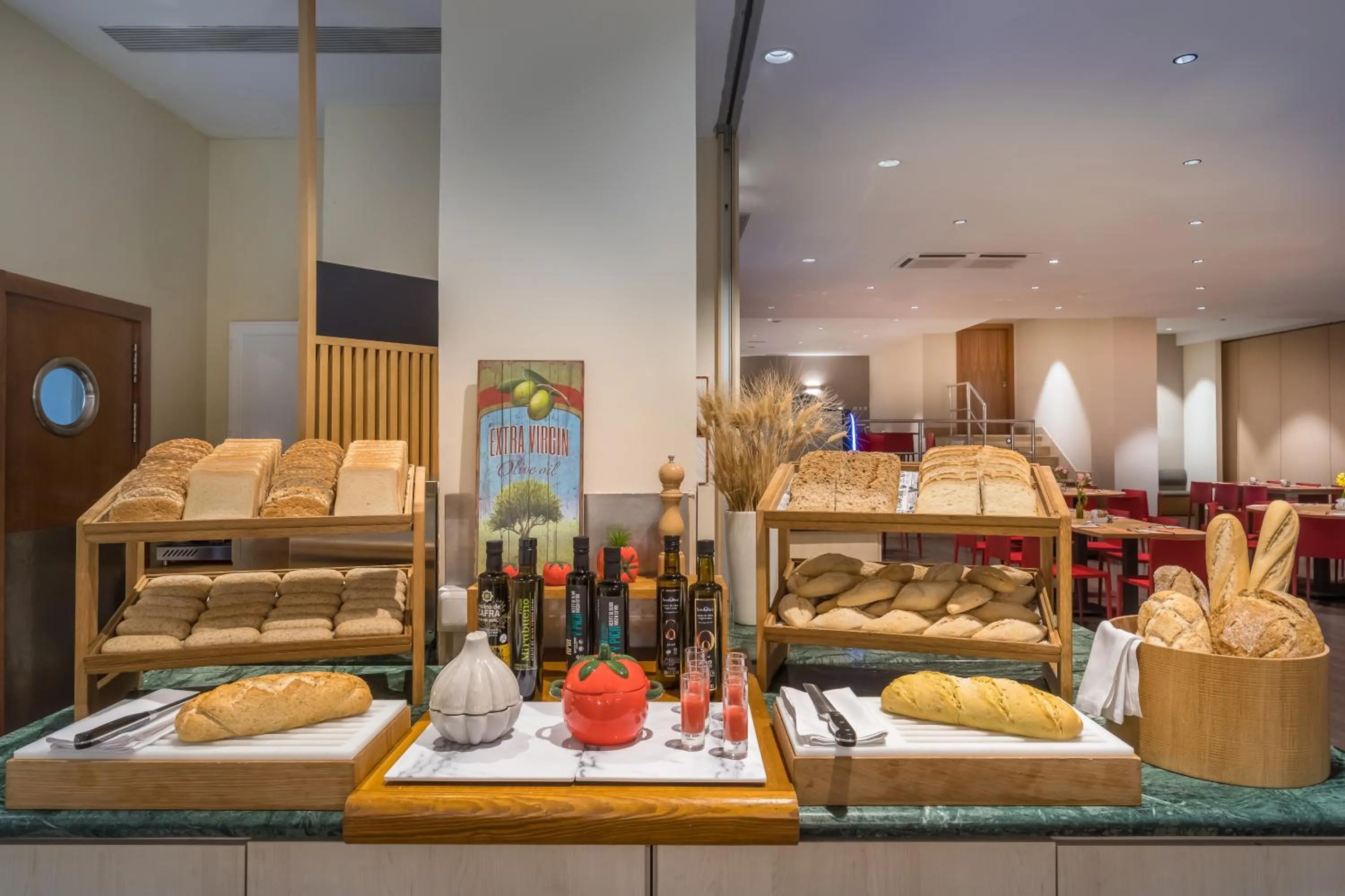 Breakfast in Occidental Granada