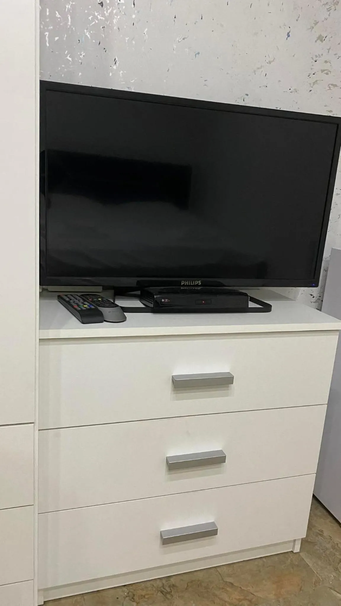 Communal lounge/ TV room in Hotel Premium