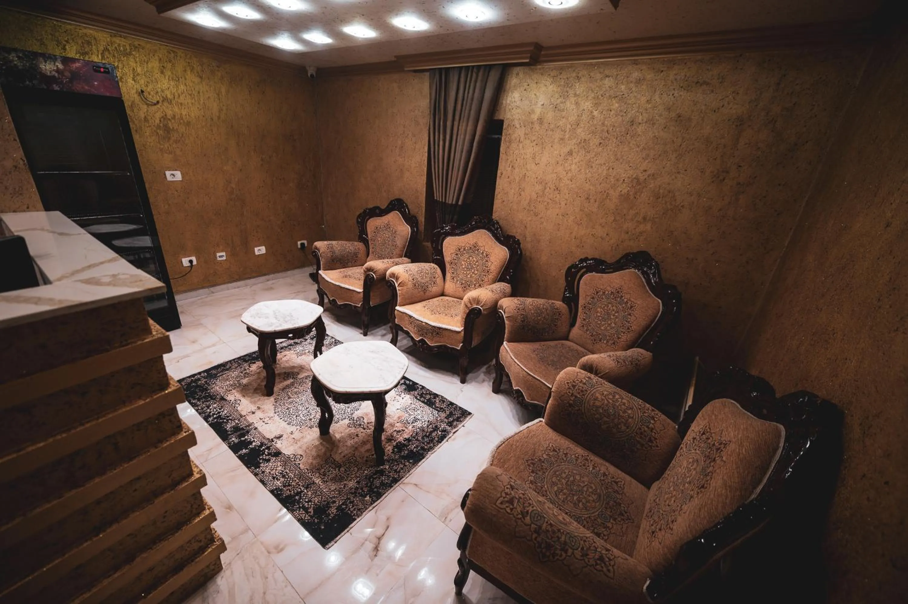 Seating area in Hotel Premium
