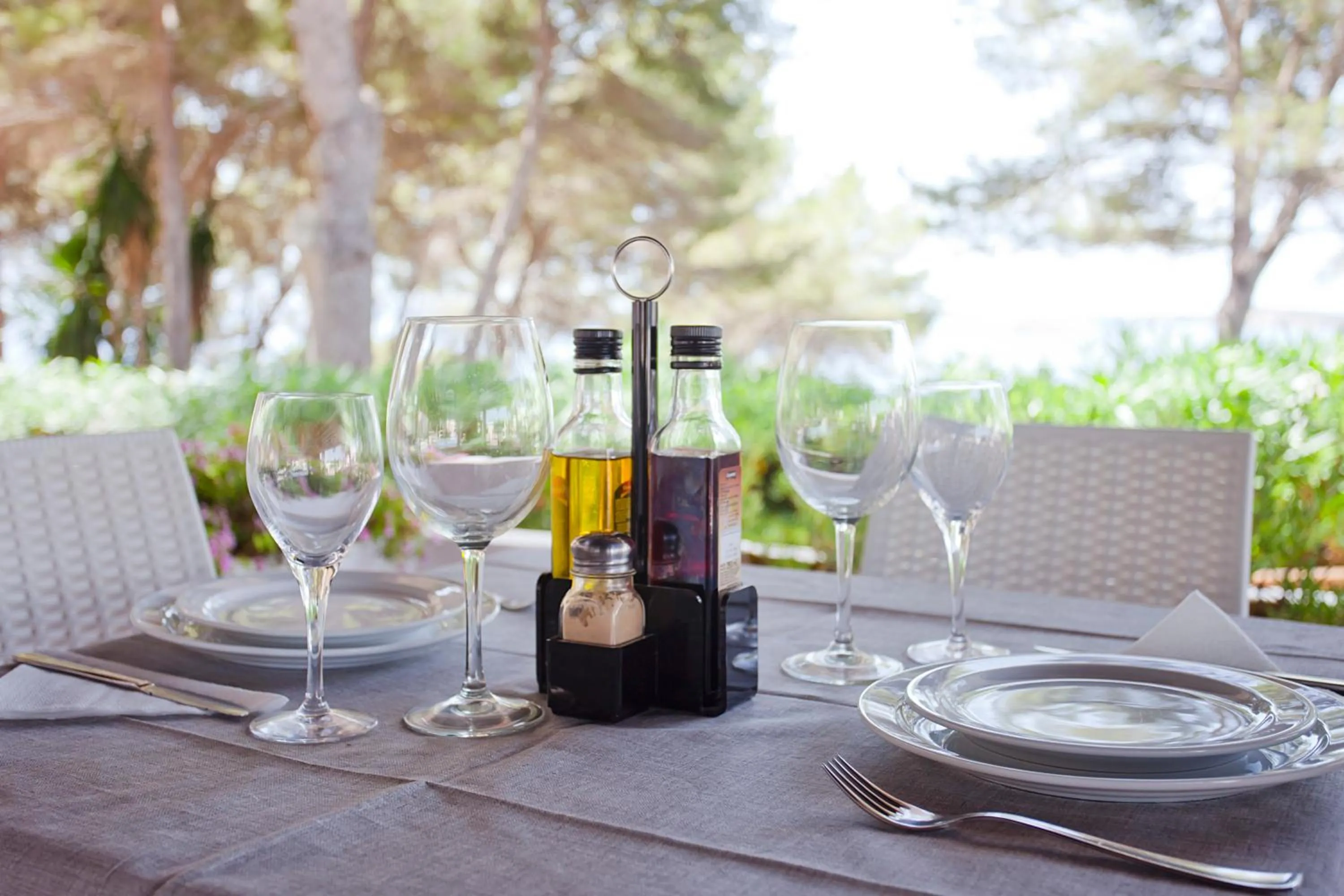 Restaurant/Places to Eat in Club Cala Azul