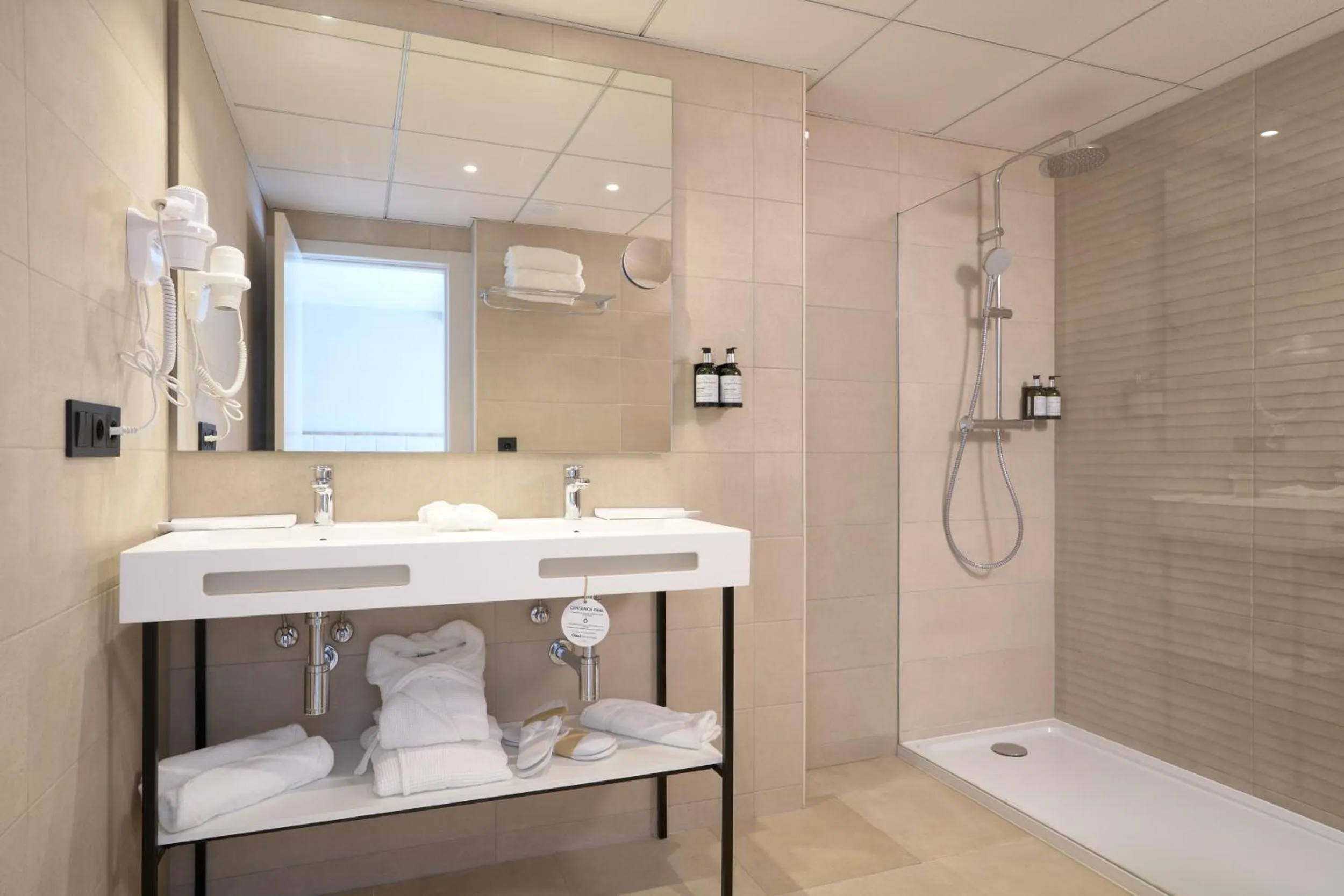 Bathroom in Óbal Hotel Marbella