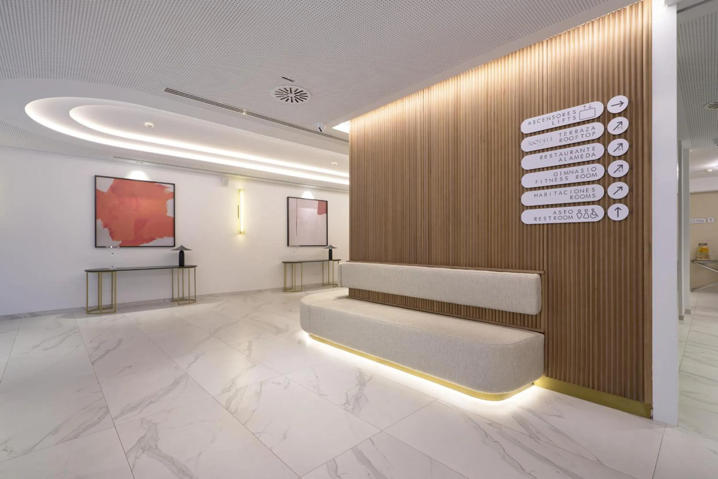 Lobby or reception in Óbal Hotel Marbella