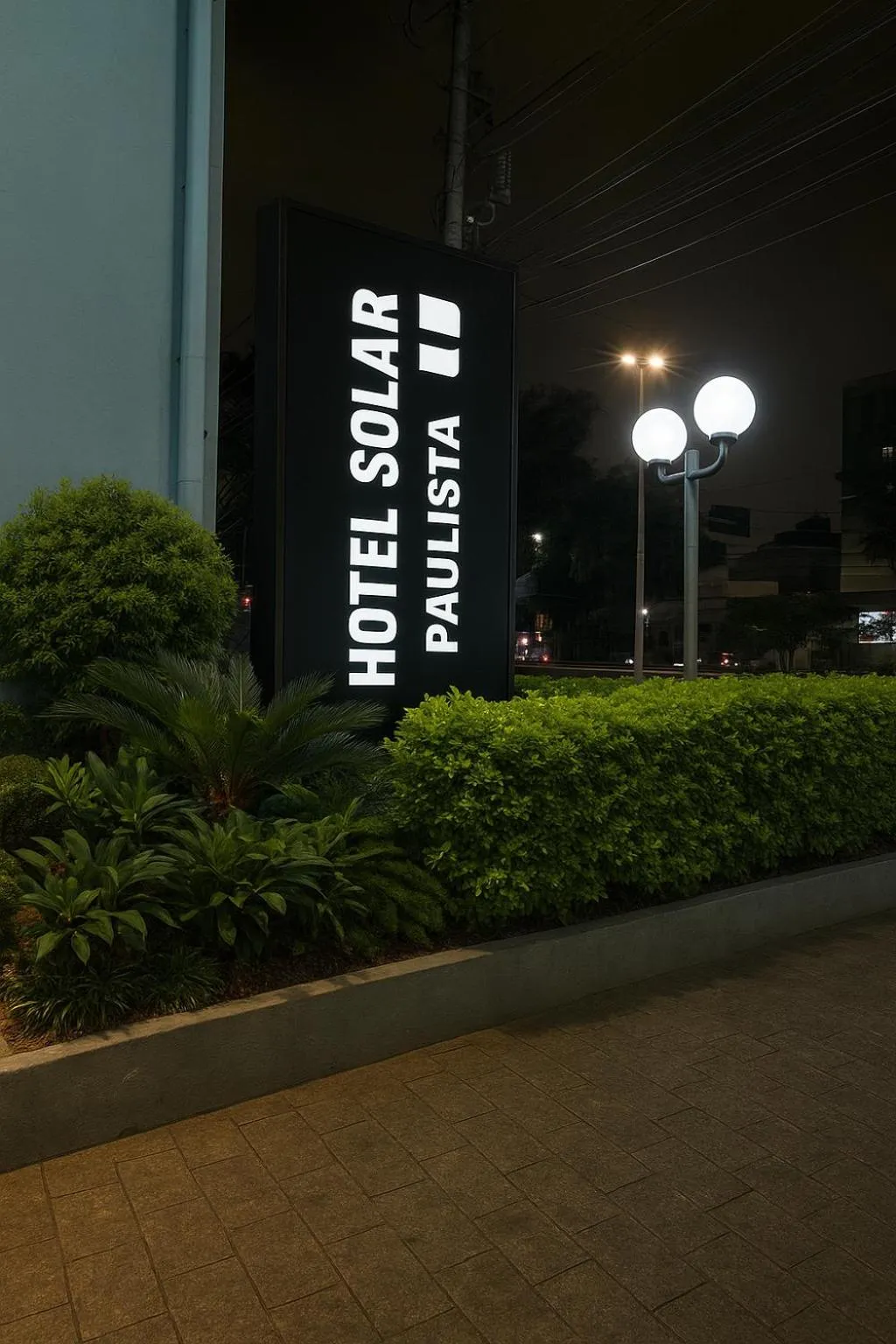 Night in Hotel Solar Paulista