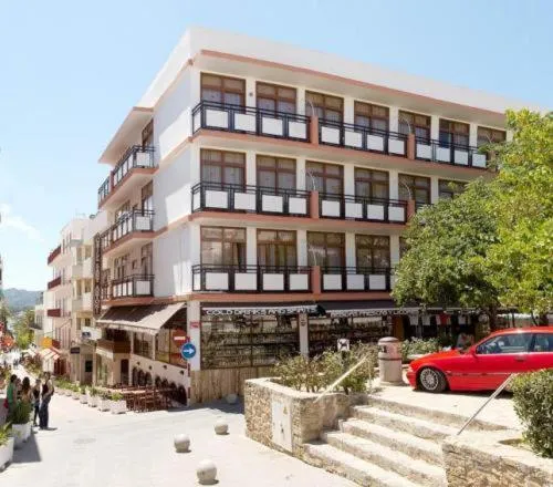 Property building in Apartamentos Tramuntana