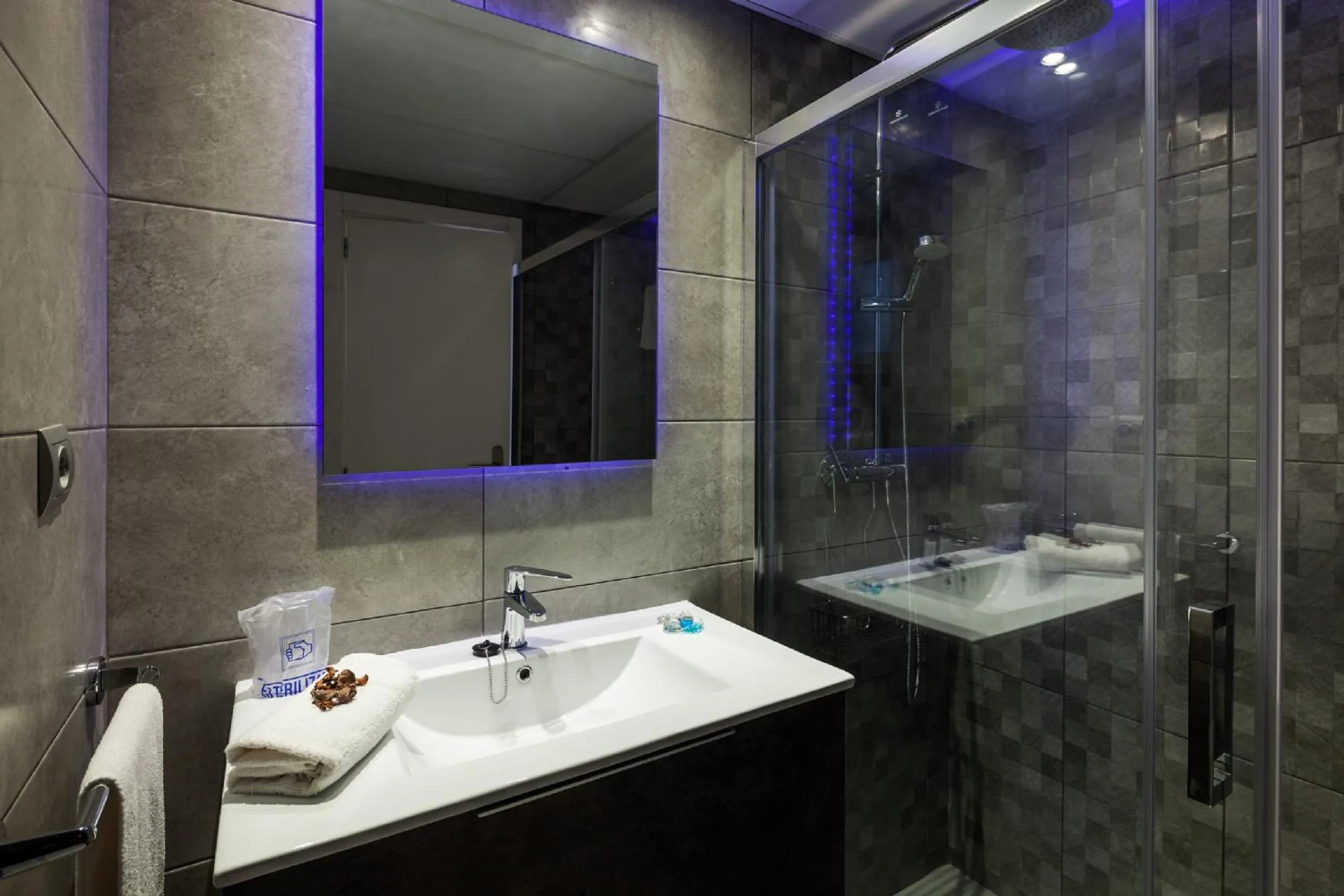 Bathroom in Aparthotel Puerto Cala Vadella