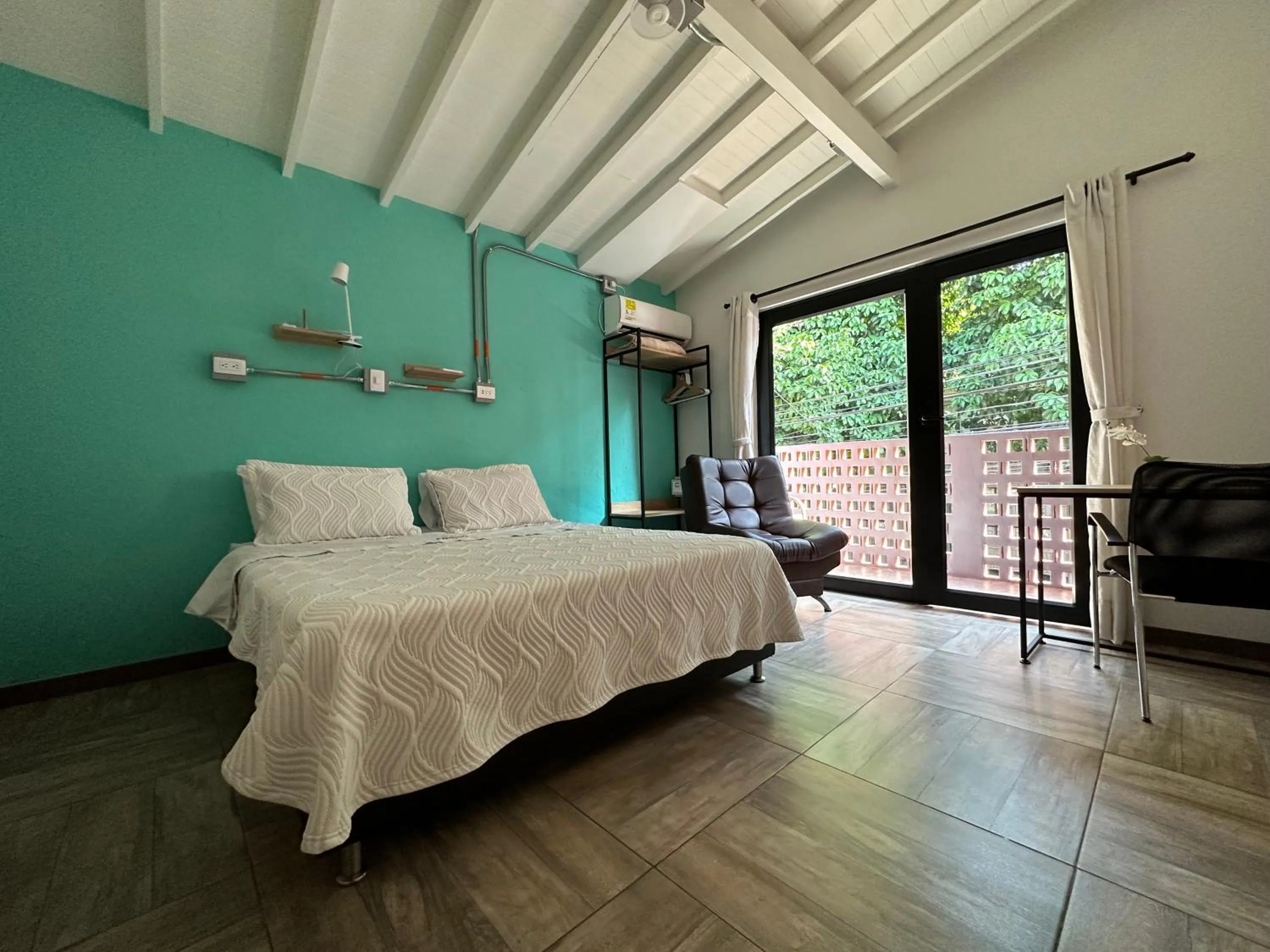 Bed in CoLinkHouse Hotel