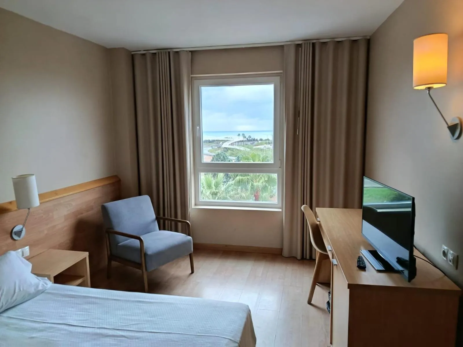 Bedroom, Bed in Flag Hotel Valencia