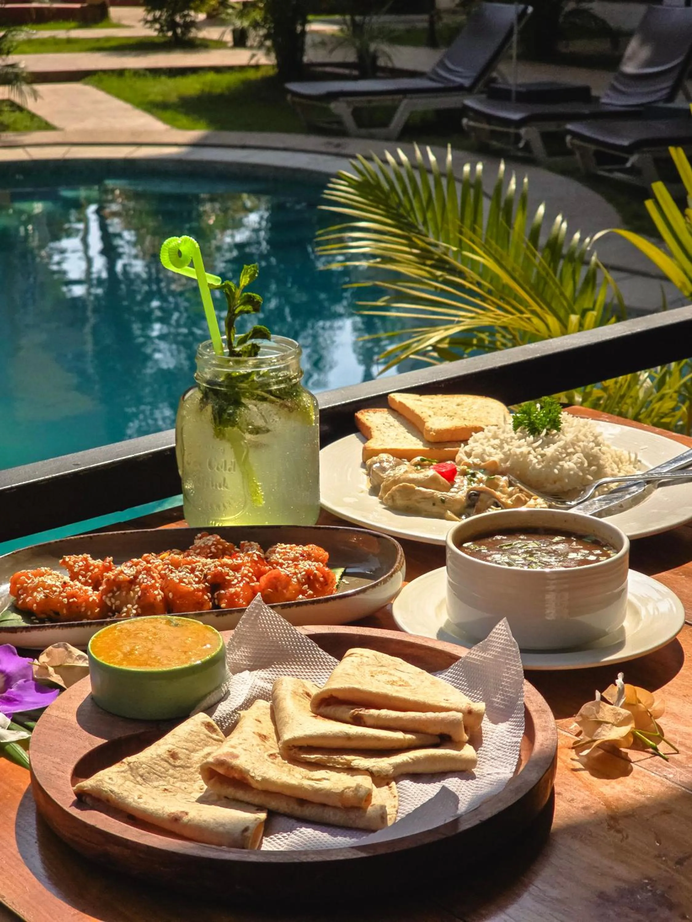 Restaurant/places to eat in The Verda De Miranda Resort Morjim North Goa