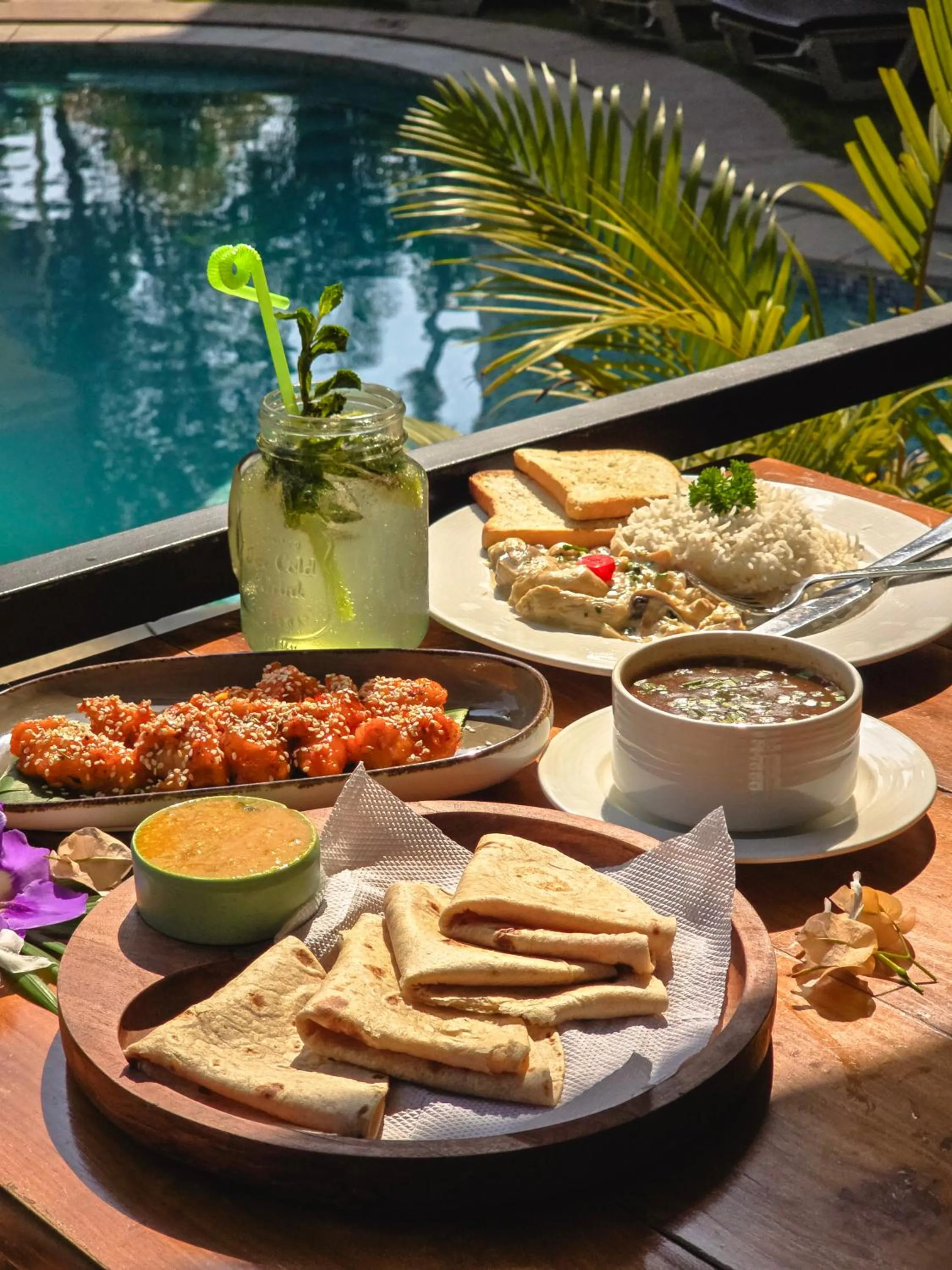 Restaurant/places to eat in The Verda De Miranda Resort Morjim North Goa