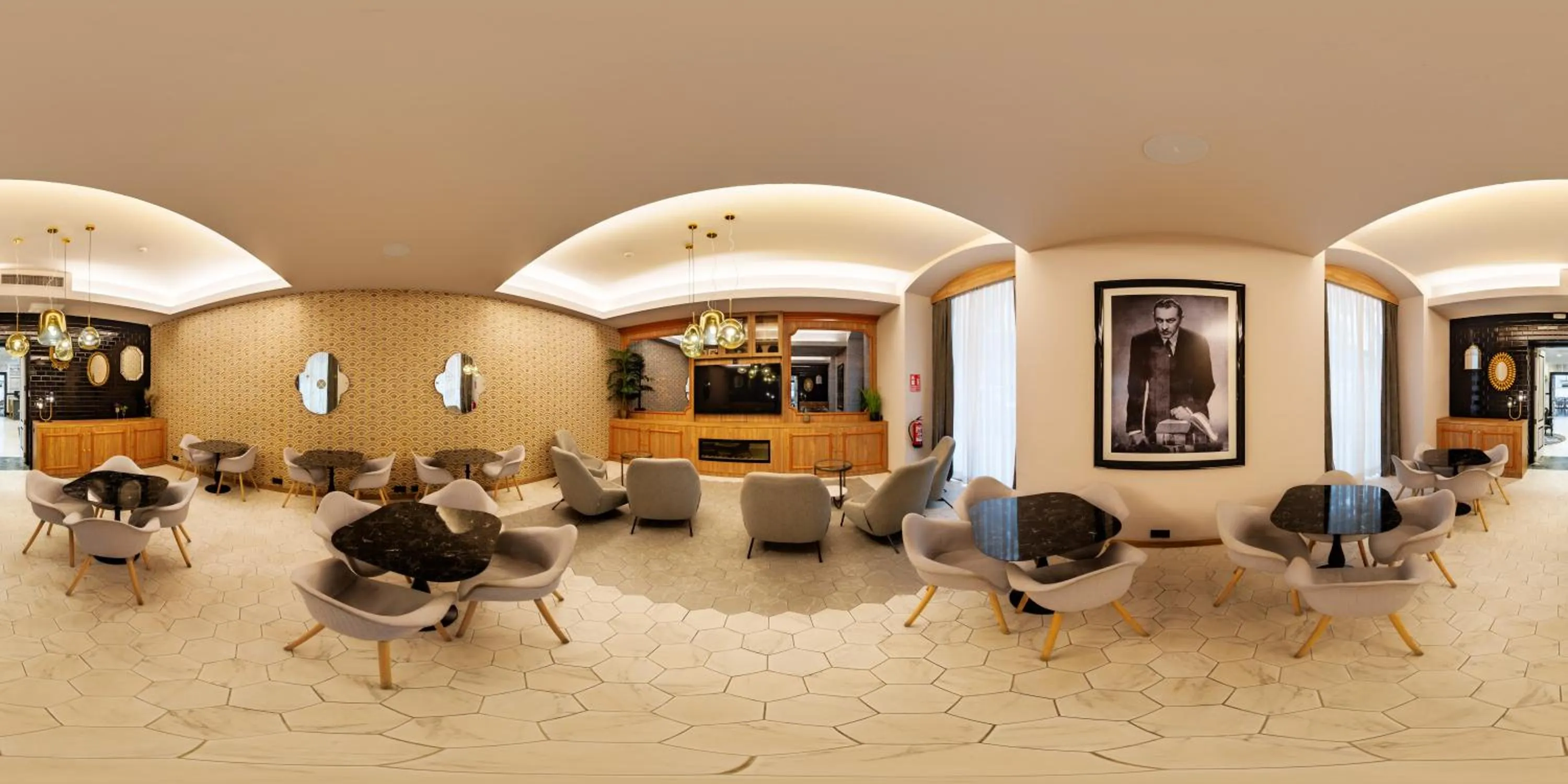 Lounge or bar in SH Ingles Boutique Hotel