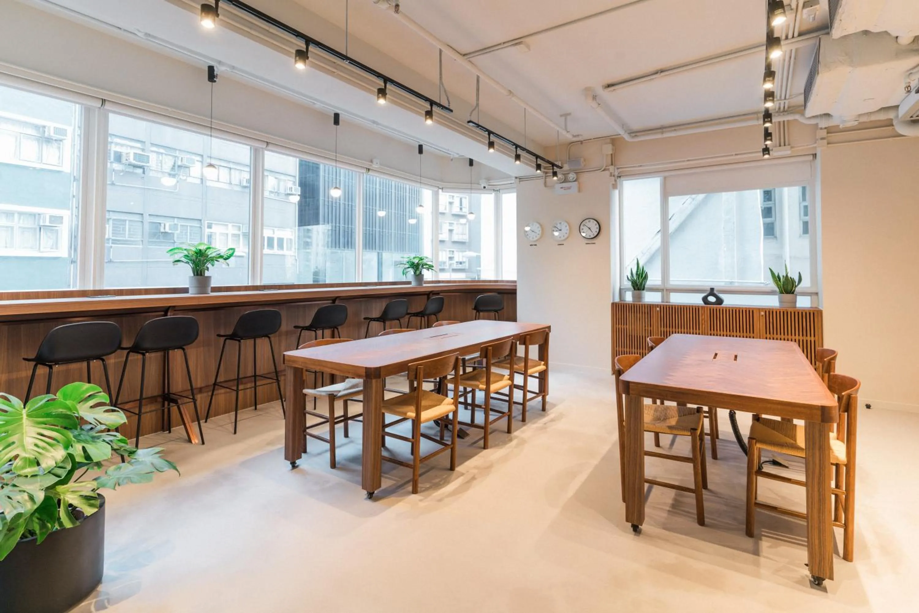 Communal lounge/ TV room in Weave Suites - Central West