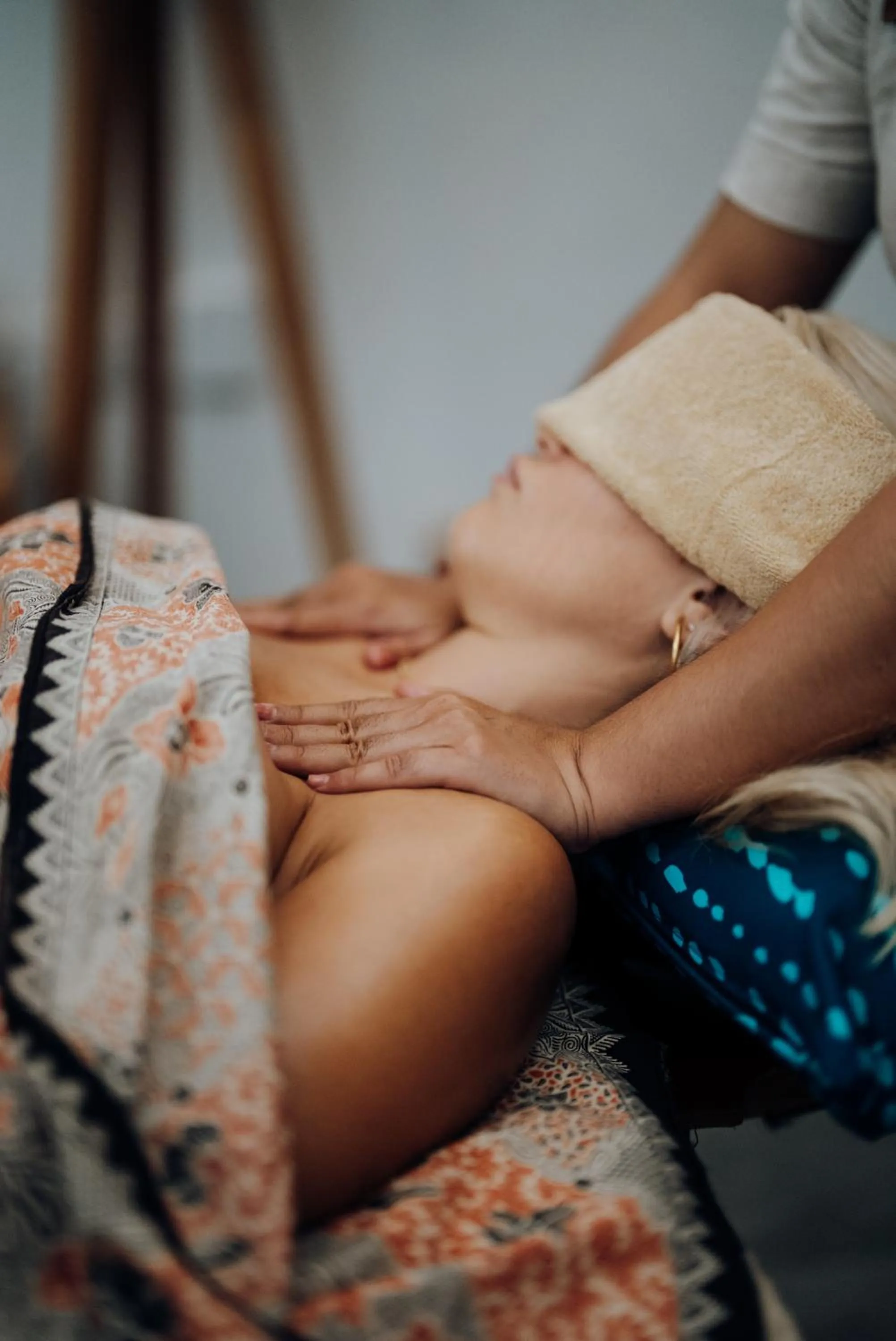 Massage in Deep Roots Dive & Yoga Resort