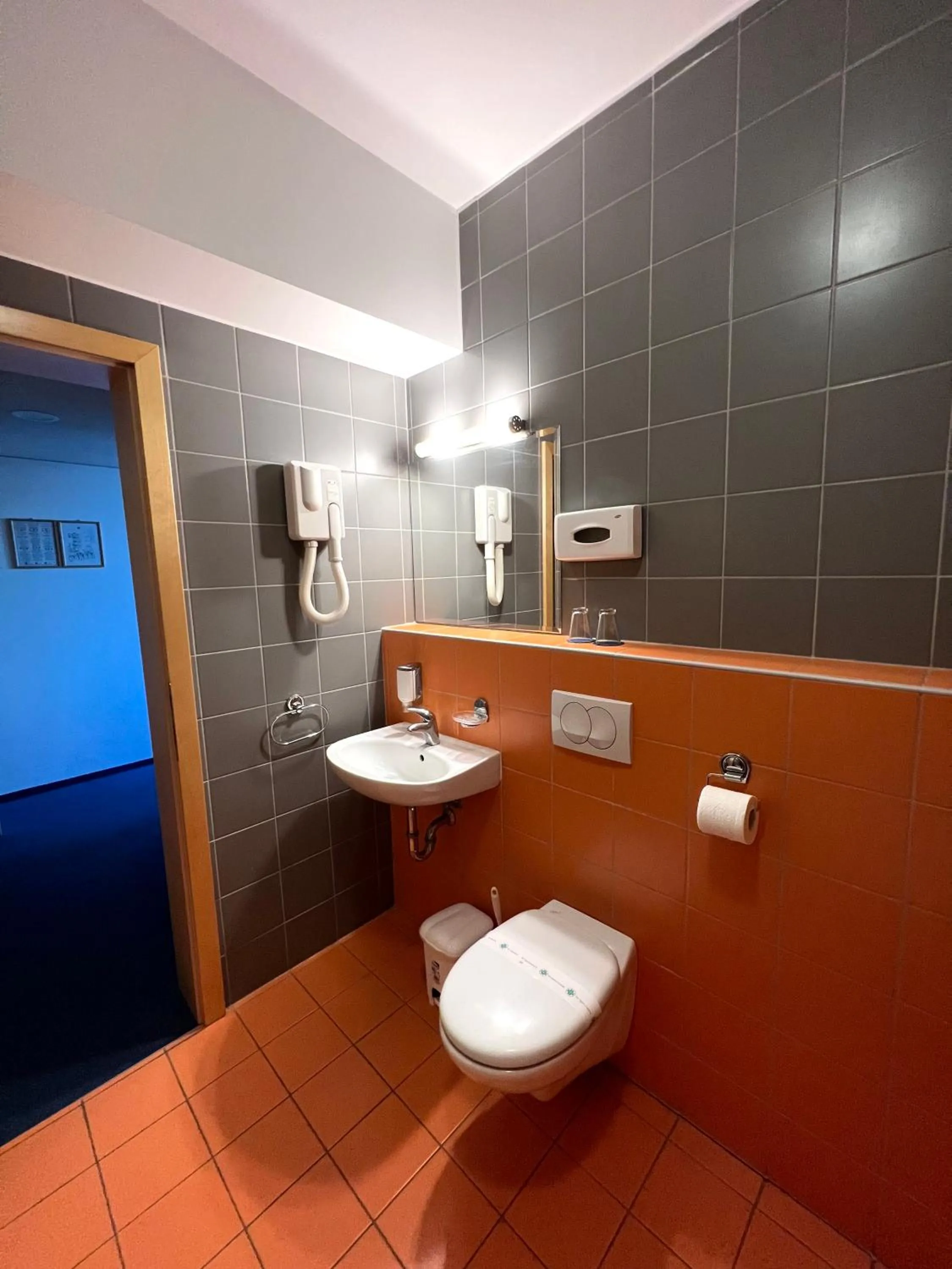 Bathroom in Hotel Jeruzalem