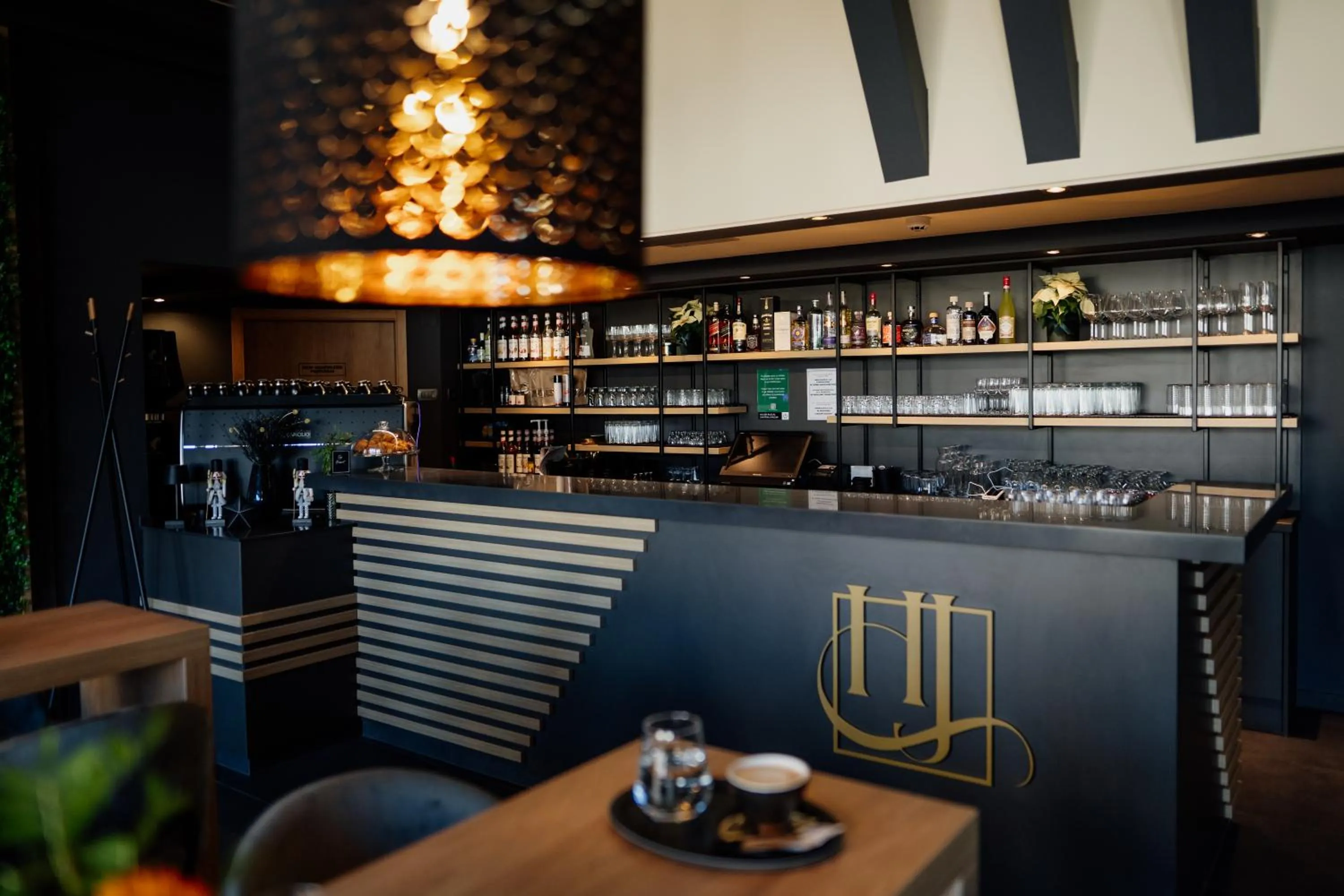 Lounge or bar in Hotel Jeruzalem