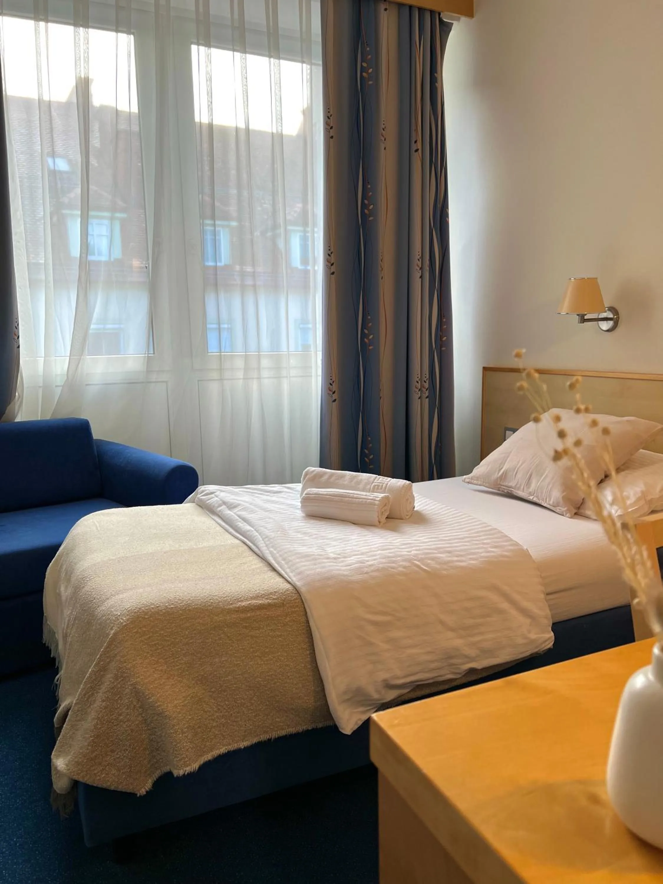 Bed in Hotel Jeruzalem