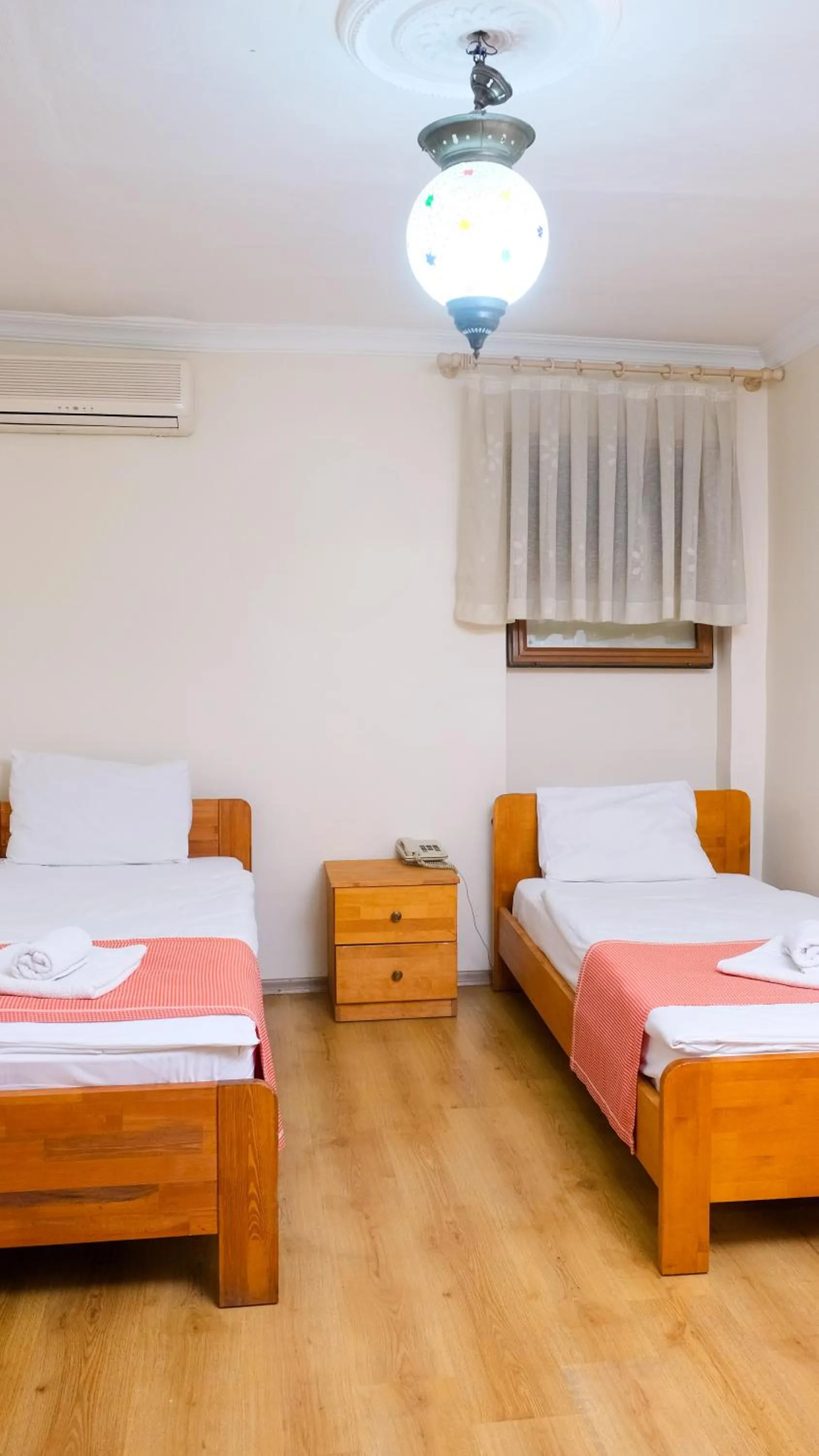 Bed in Istanbul Irish Hotel