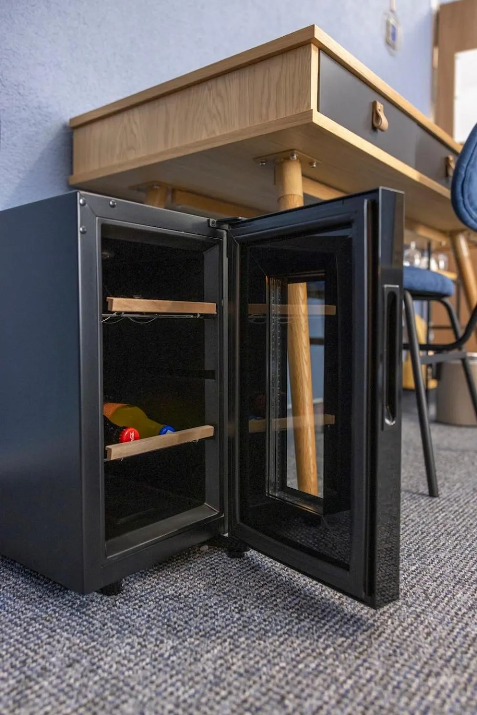 Kitchen or kitchenette in Hotel Residenz Luxury - Outletcity - Parken - Klima - 24h Check-In