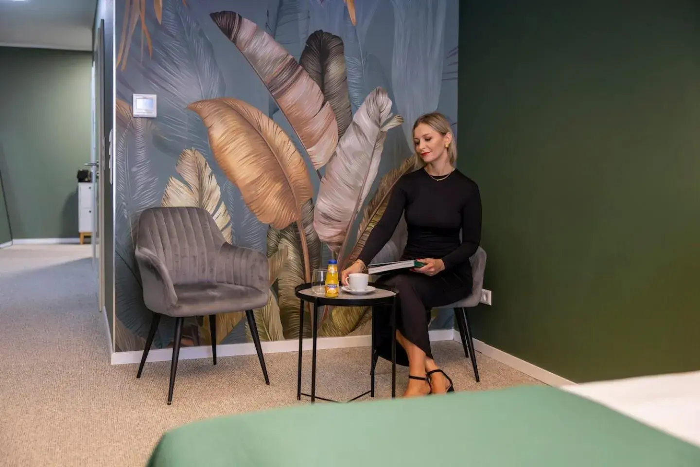 Budget Double Room in Hotel Residenz Luxury - Outletcity - Parken - Klima - 24h Check-In Budget Double Room in Hotel Residenz Luxury - Outletcity - Parken - Klima - 24h Check-In