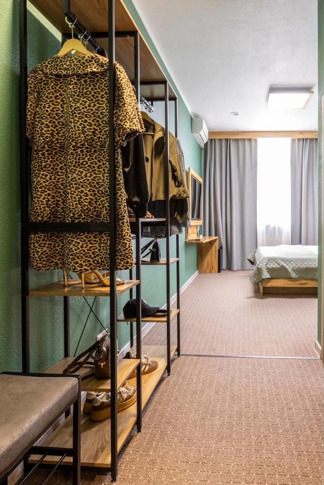 Photo of the whole room, Bed in Hotel Residenz Luxury - Outletcity - Parken - Klima - 24h Check-In