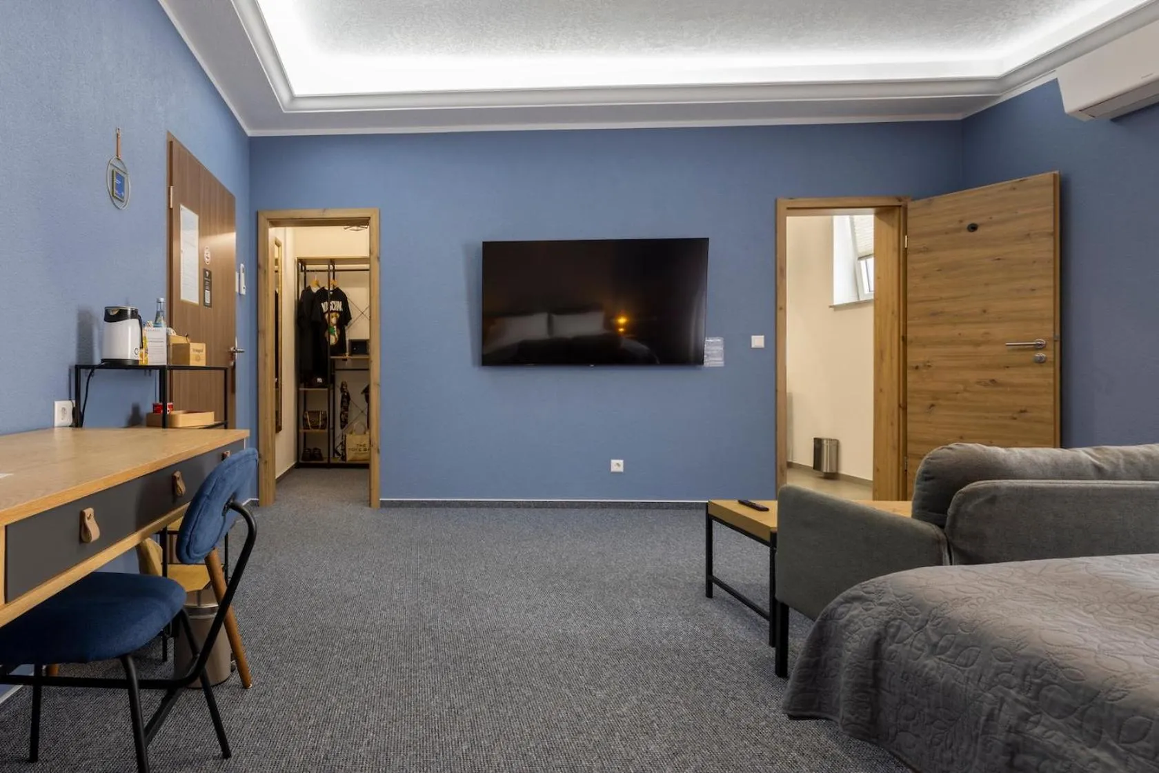 Living room in Hotel Residenz Luxury - Outletcity - Parken - Klima - 24h Check-In