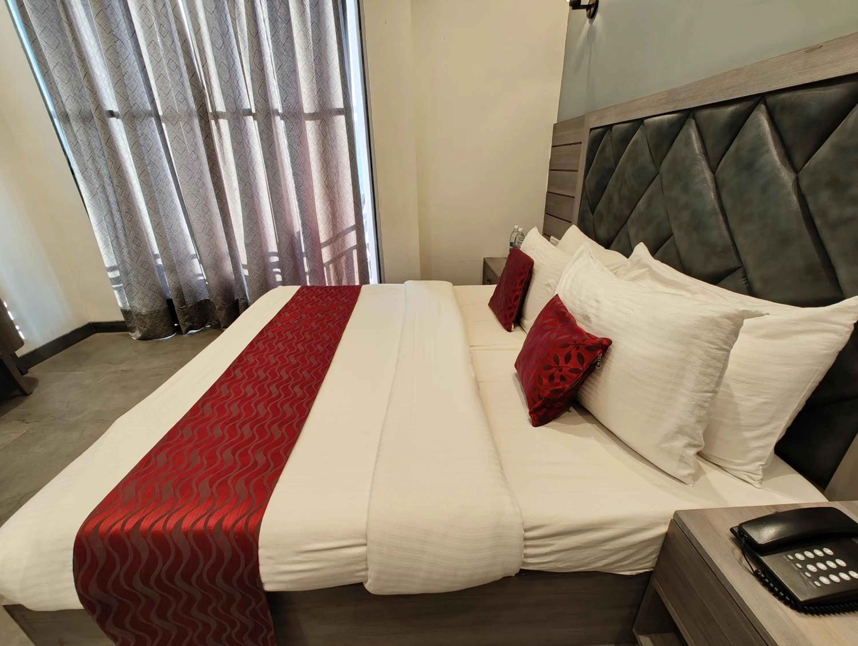 Bed in VITS Panchgani