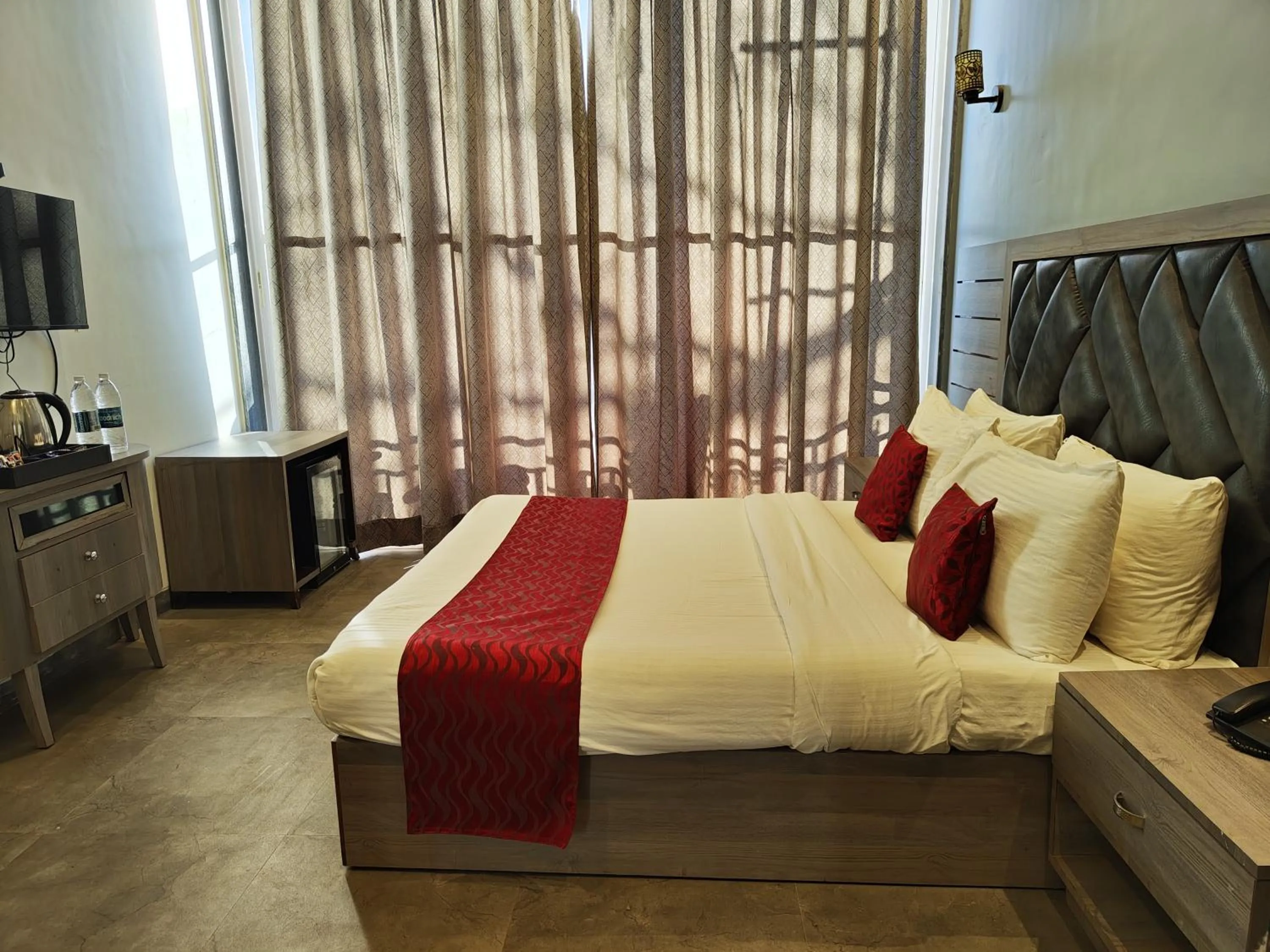 Bed in VITS Panchgani