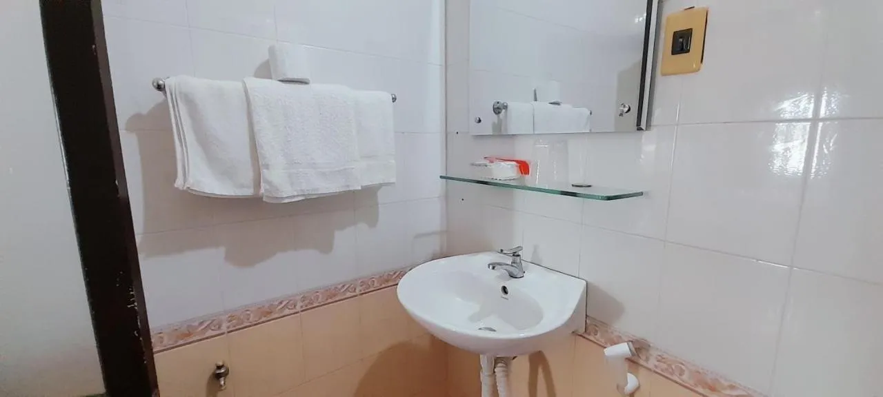 Bathroom in Thiên Nga Hotel