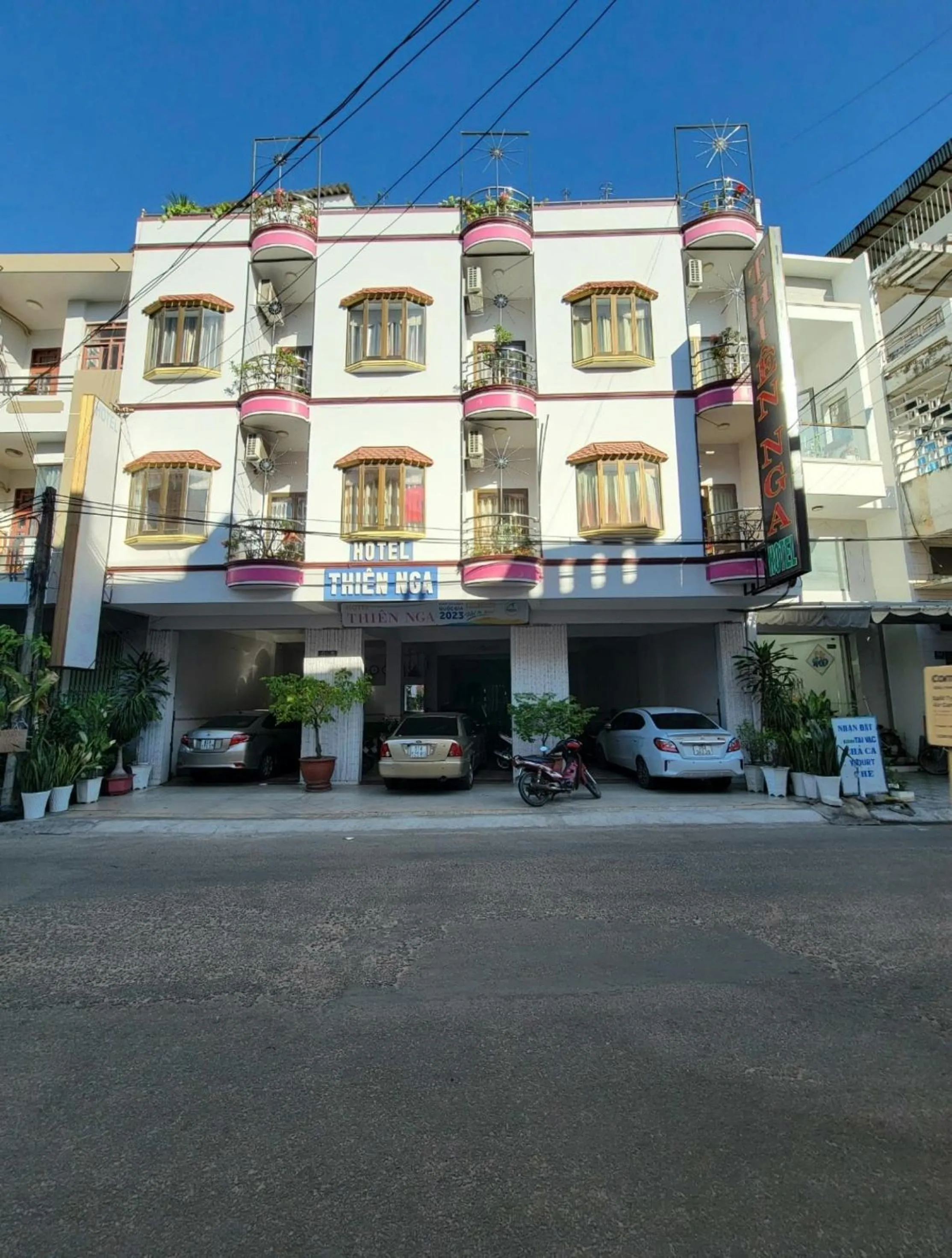 Property building in Thiên Nga Hotel