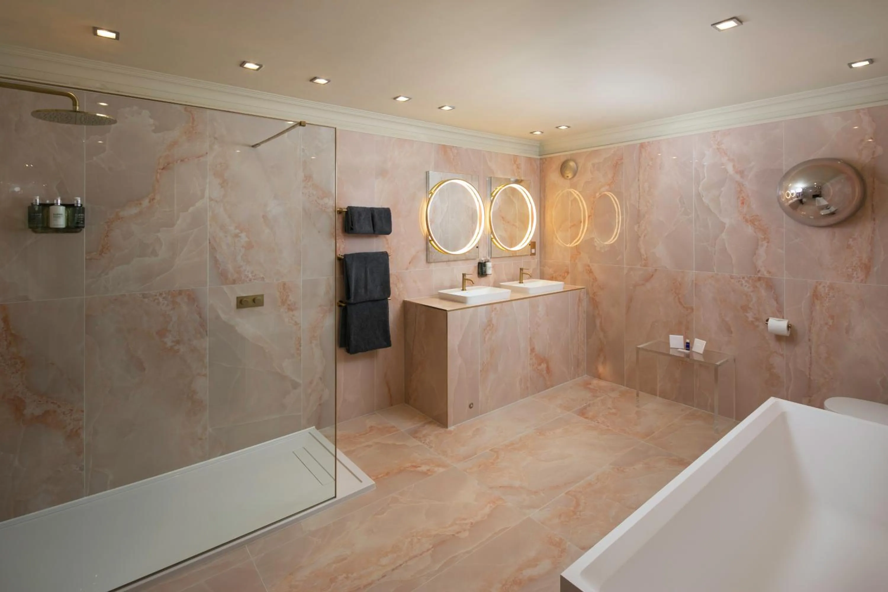 Shower in Talbooth House & Spa