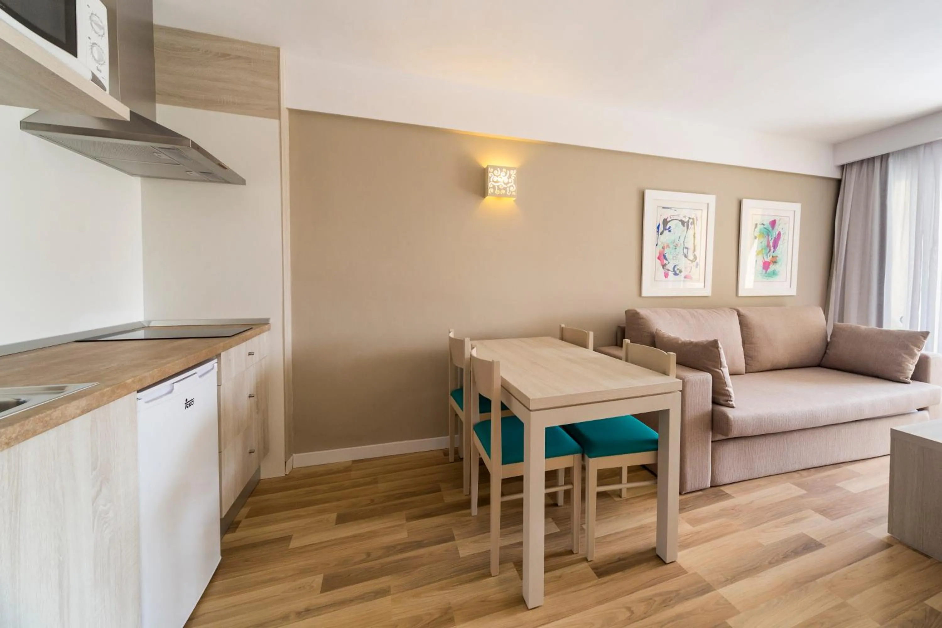 kitchen in Comitas Floramar