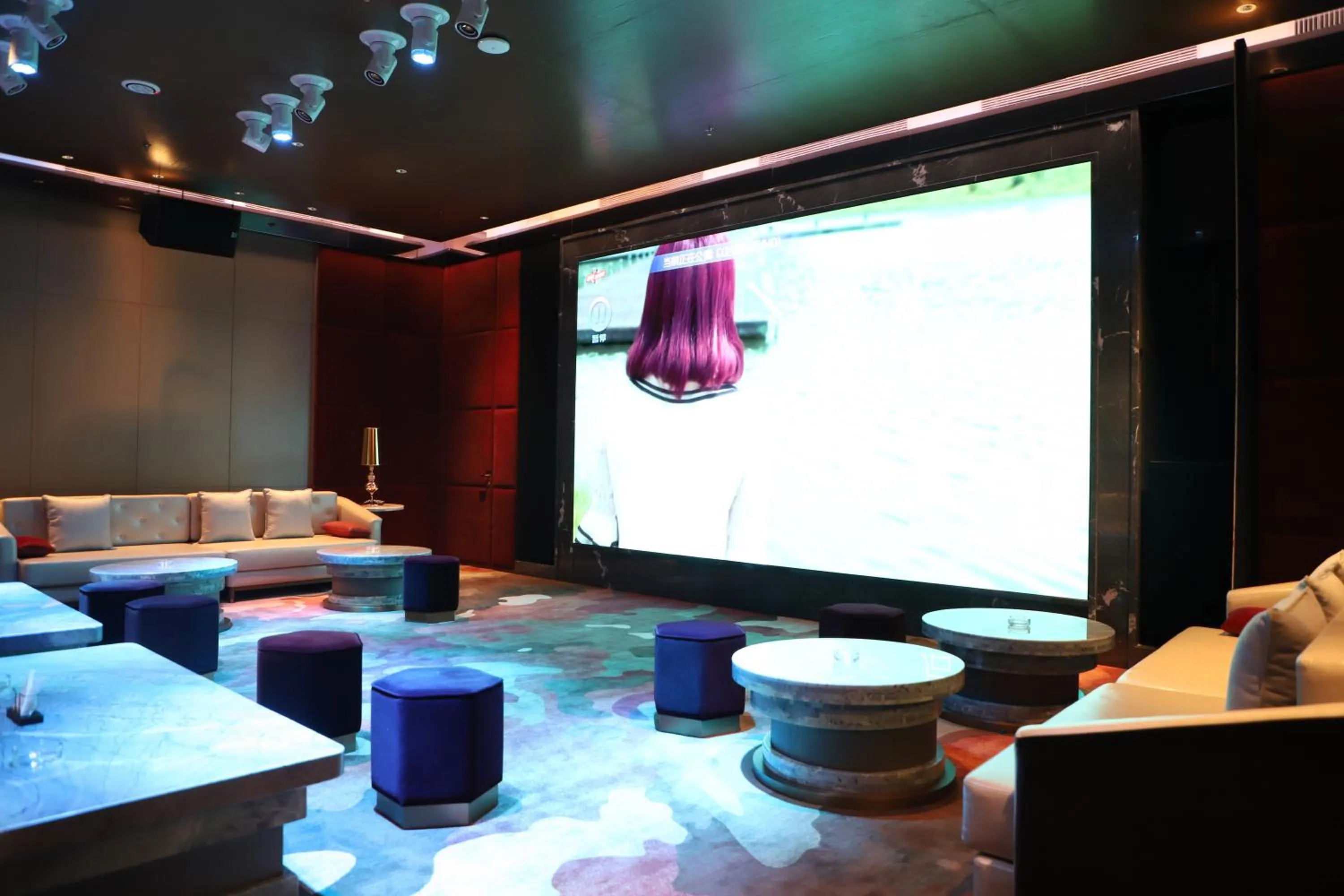 Karaoke in Wyndham Shanxi Xiaohe Xincheng