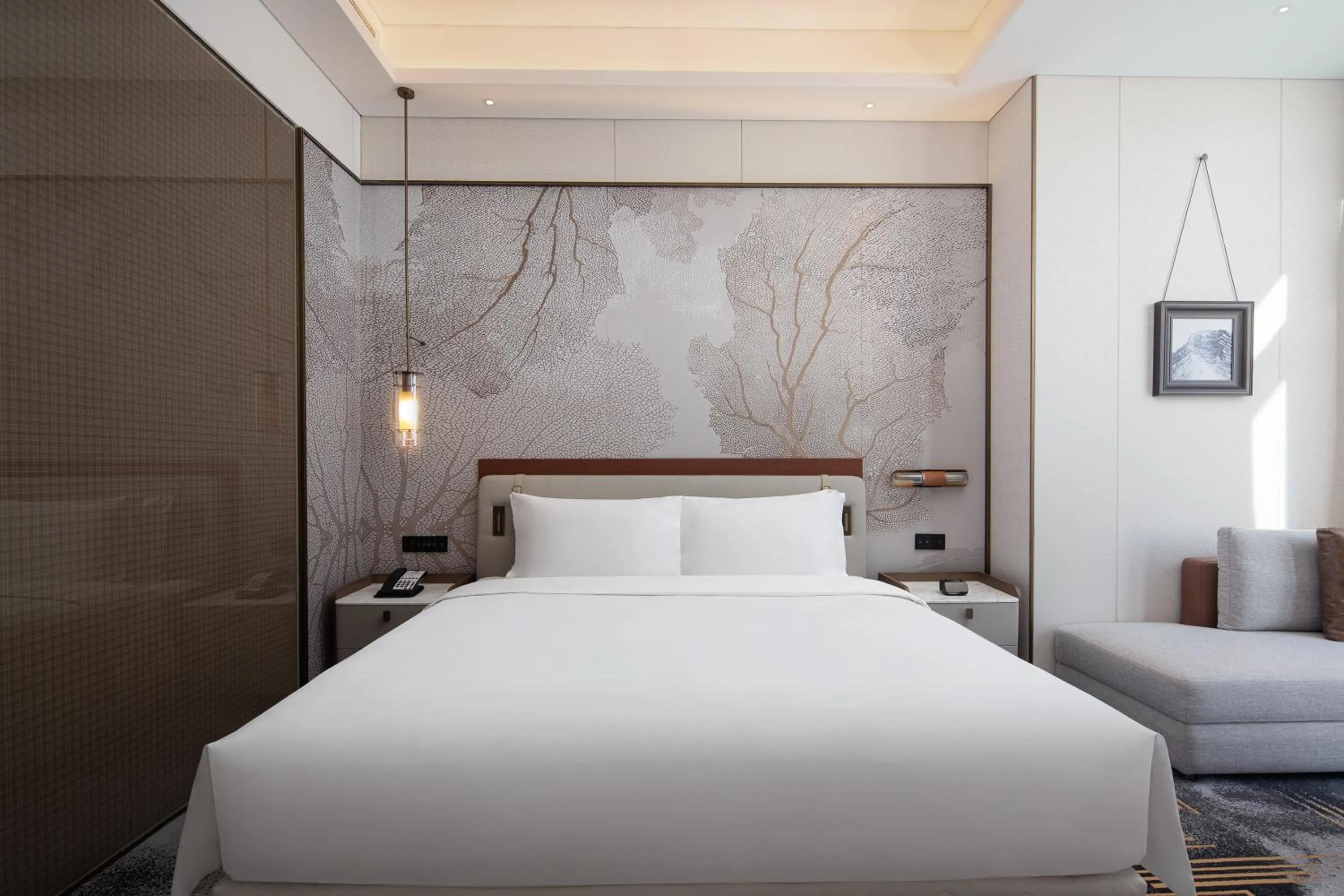 Photo of the whole room, Bed in Wyndham Shanxi Xiaohe Xincheng