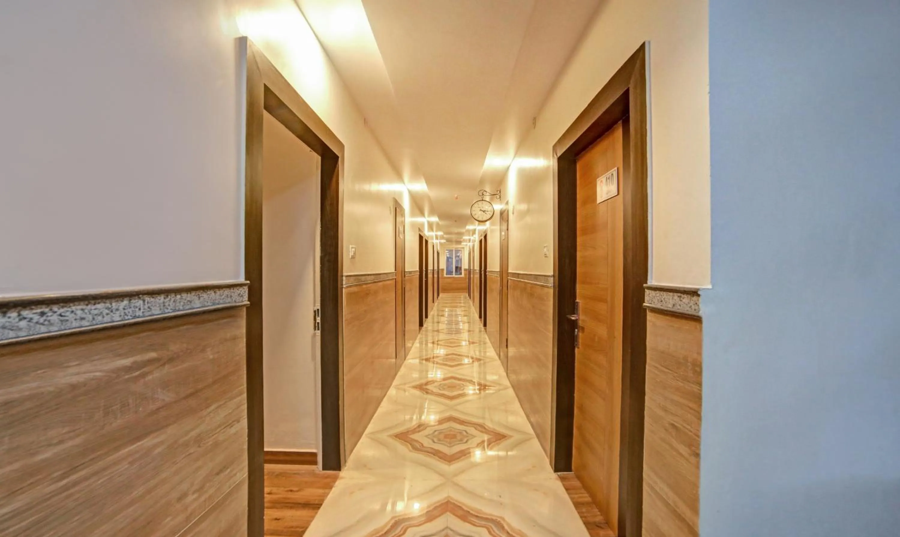 Lobby or reception in Treebo Lazystay Elite