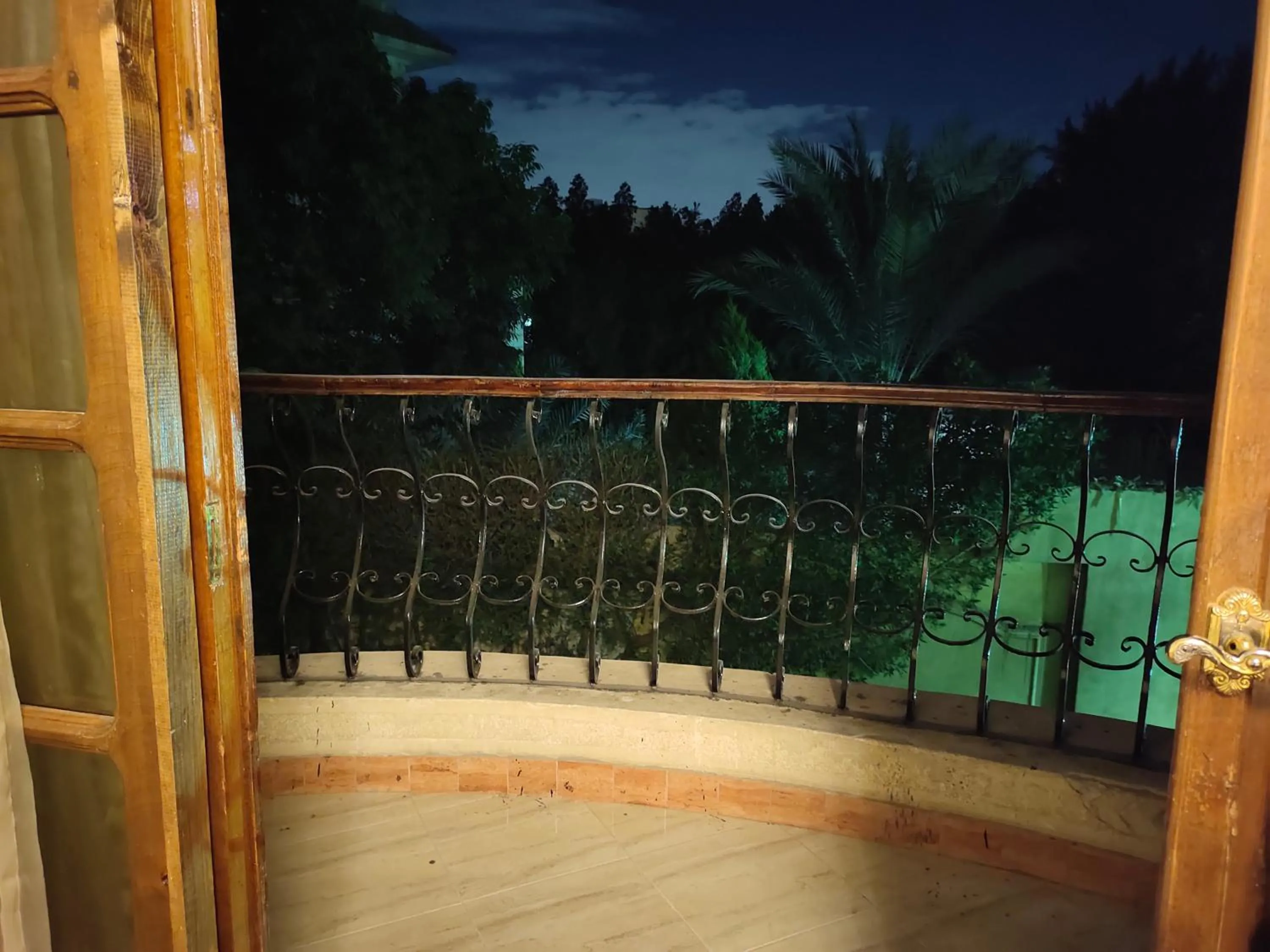 Night in Zeina pyramids view