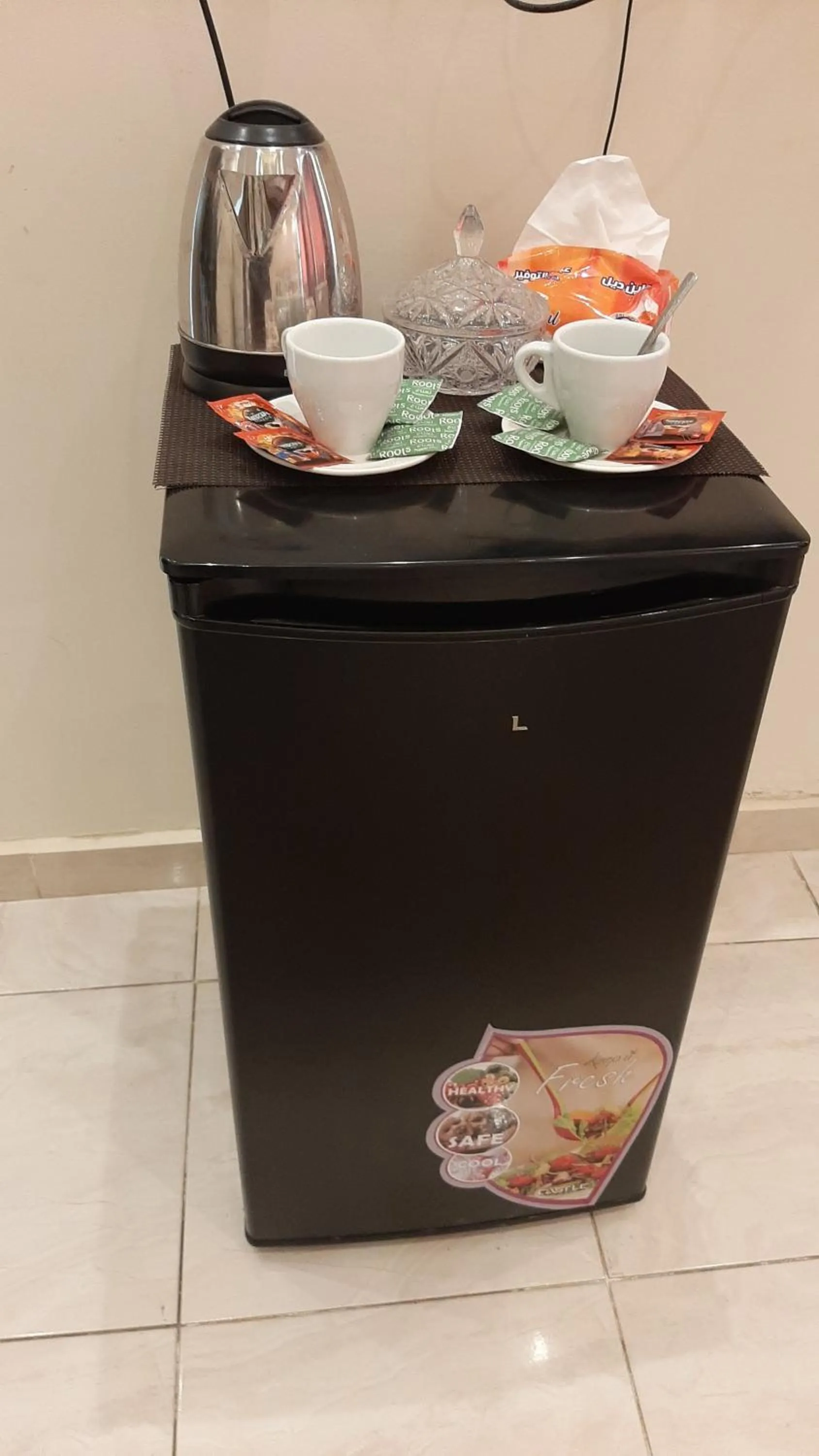 Coffee/tea facilities in Zeina pyramids view