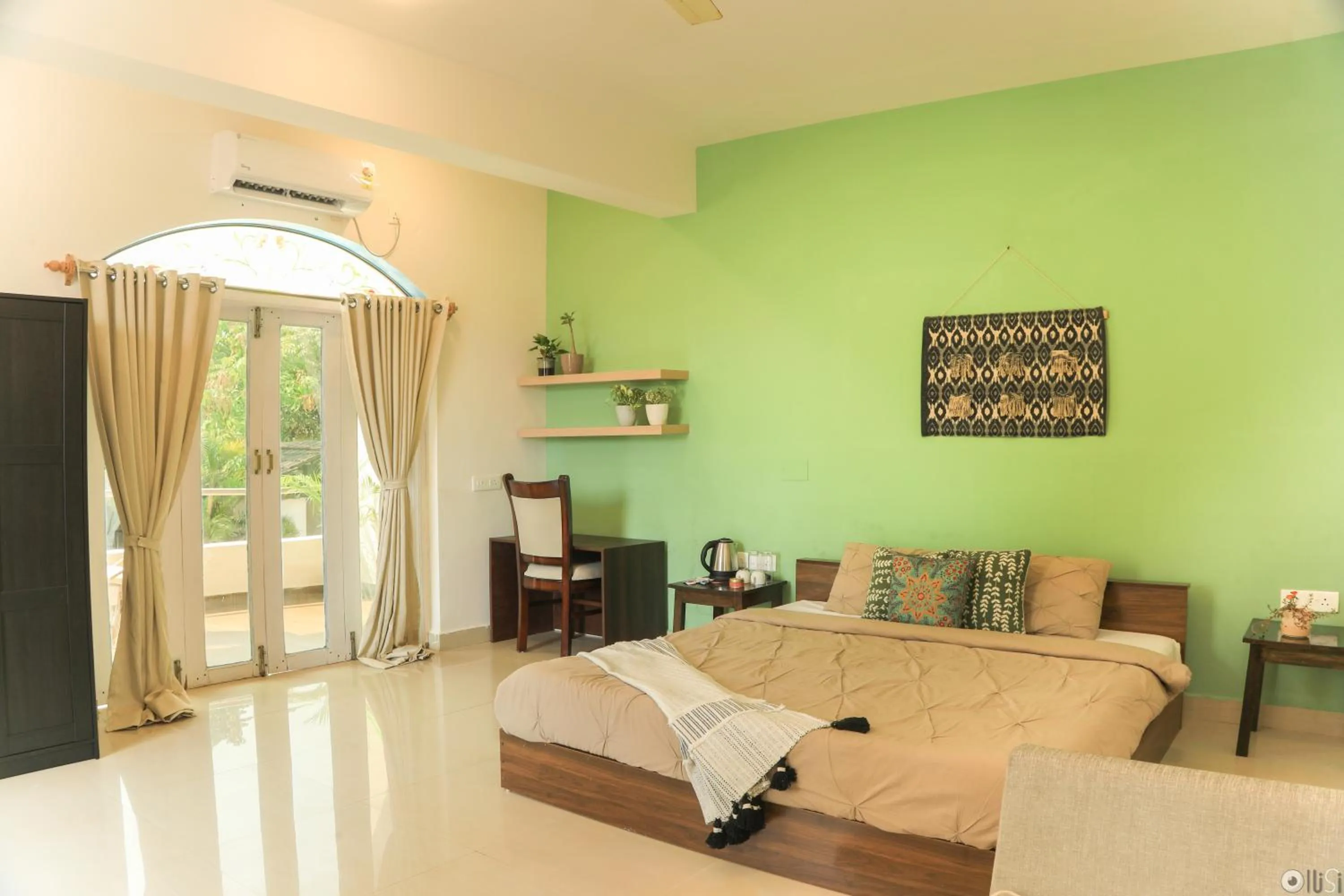 Bedroom, Bed in Woodpegger By The Beach, Mandrem