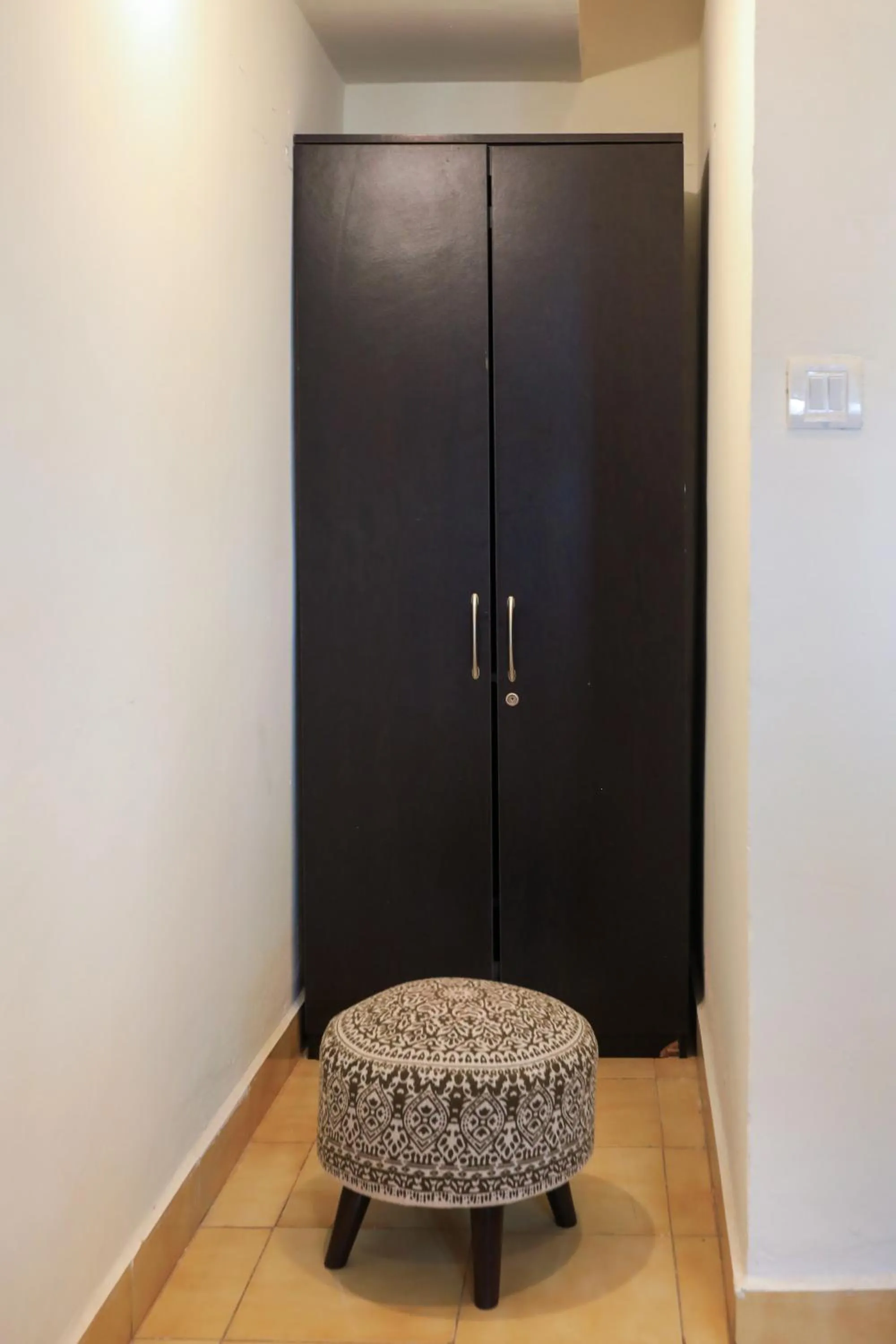 wardrobe in Woodpegger By The Beach, Mandrem