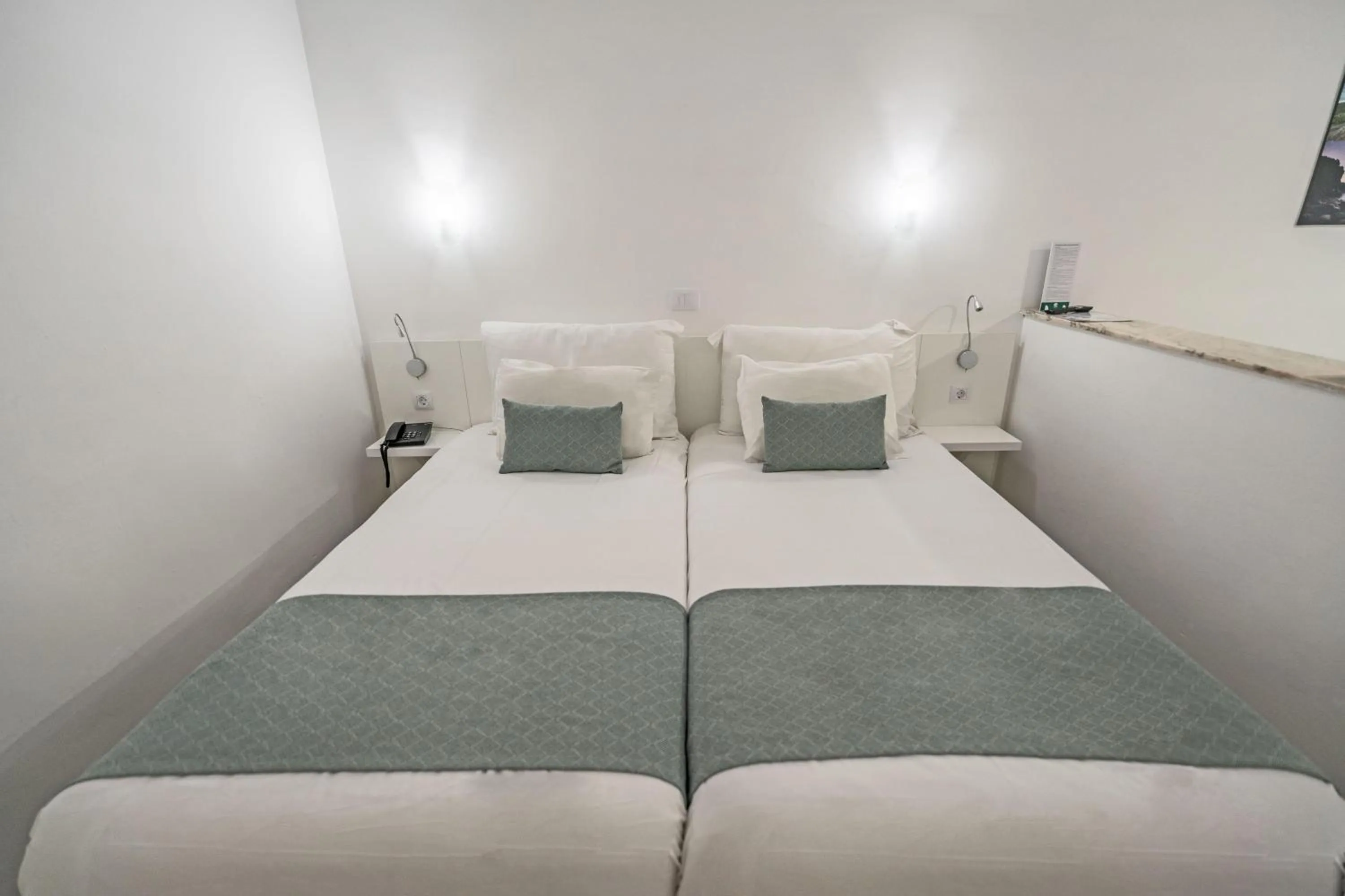 Photo of the whole room, Bed in Coral Teide Mar