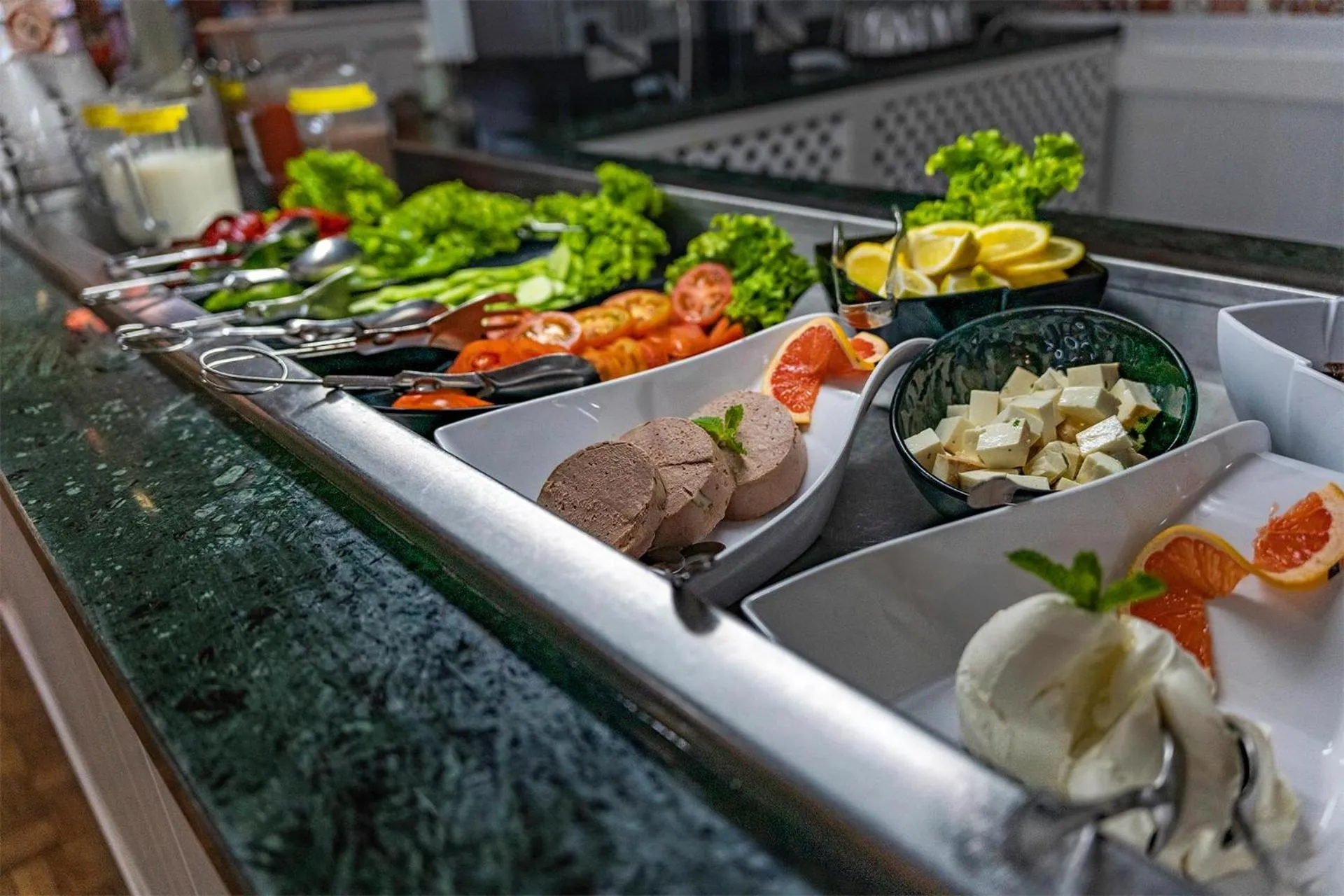 Restaurant/places to eat in Coral Teide Mar