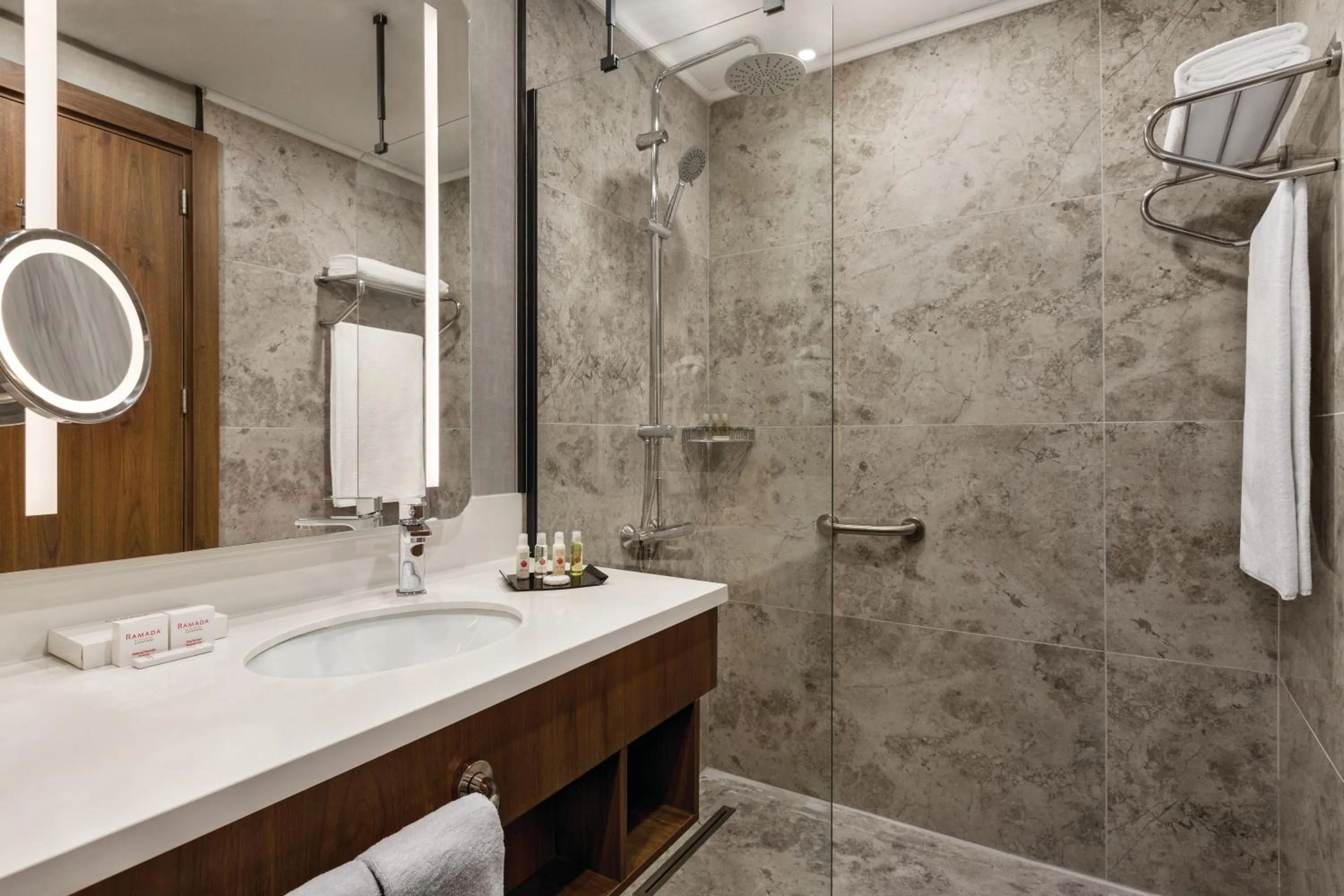 Toilet in Ramada by Wyndham Karapinar