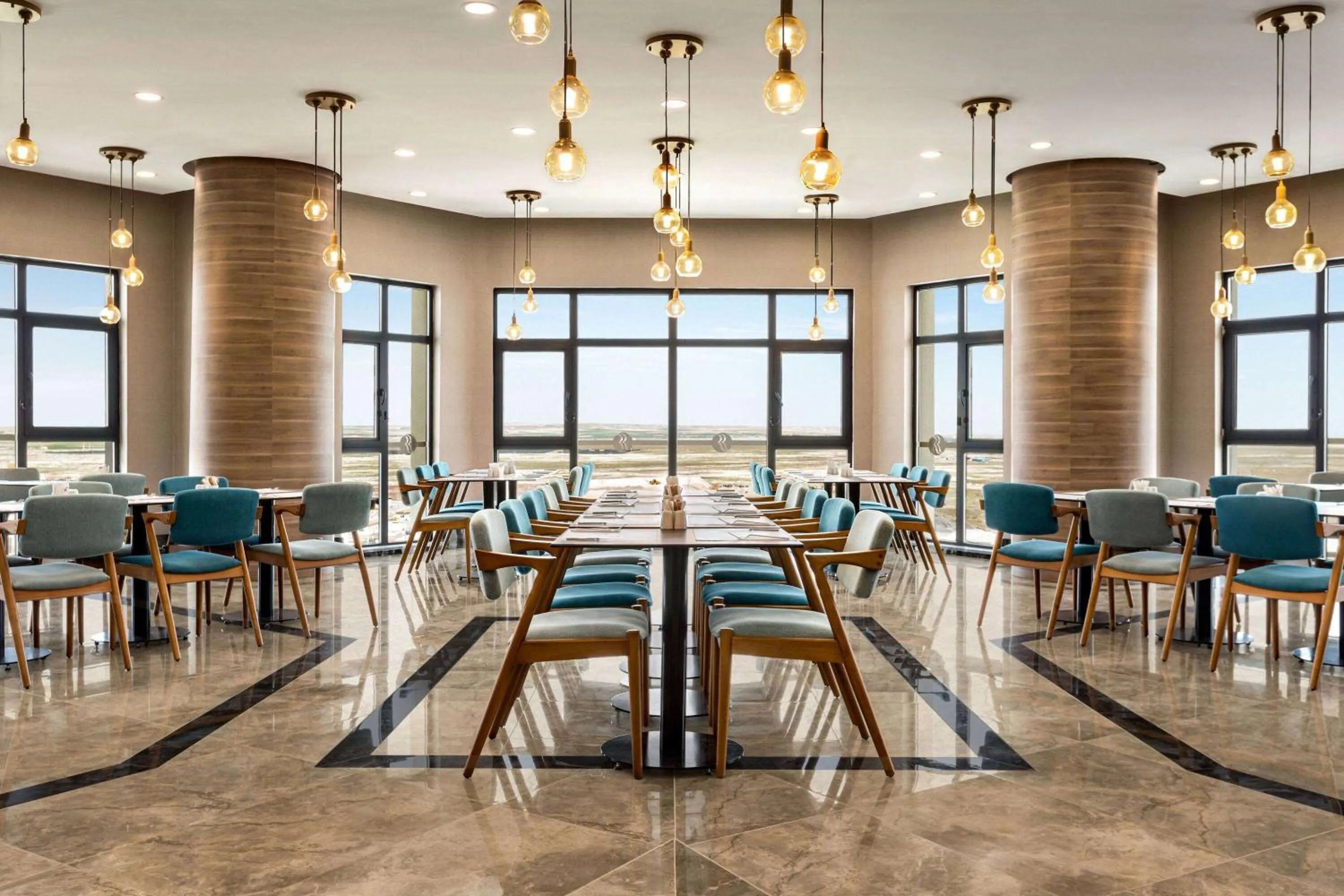 Restaurant/places to eat in Ramada by Wyndham Karapinar