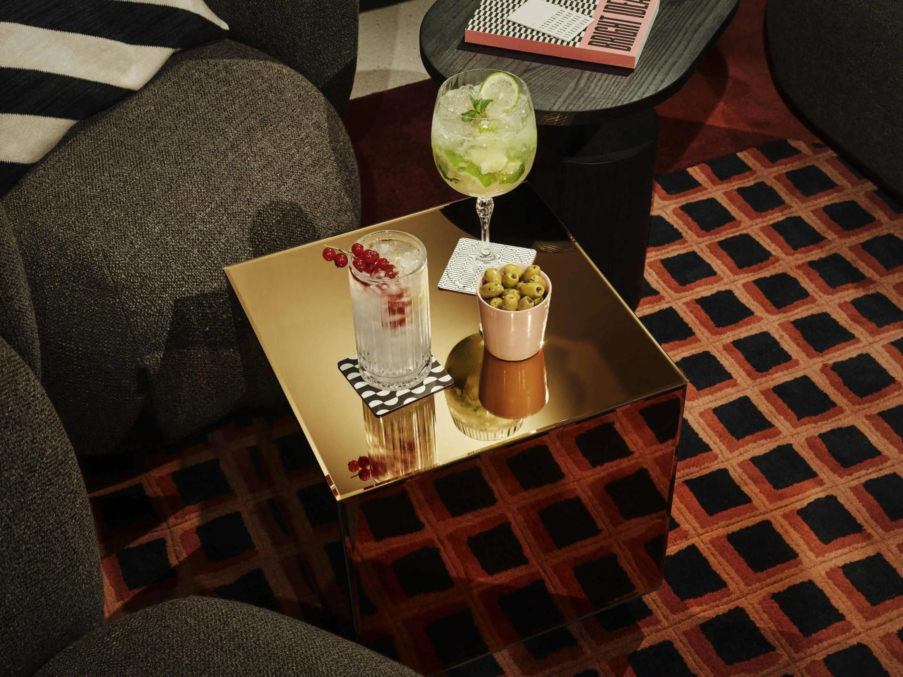 Lounge or bar in Tribe Paris Saint Ouen