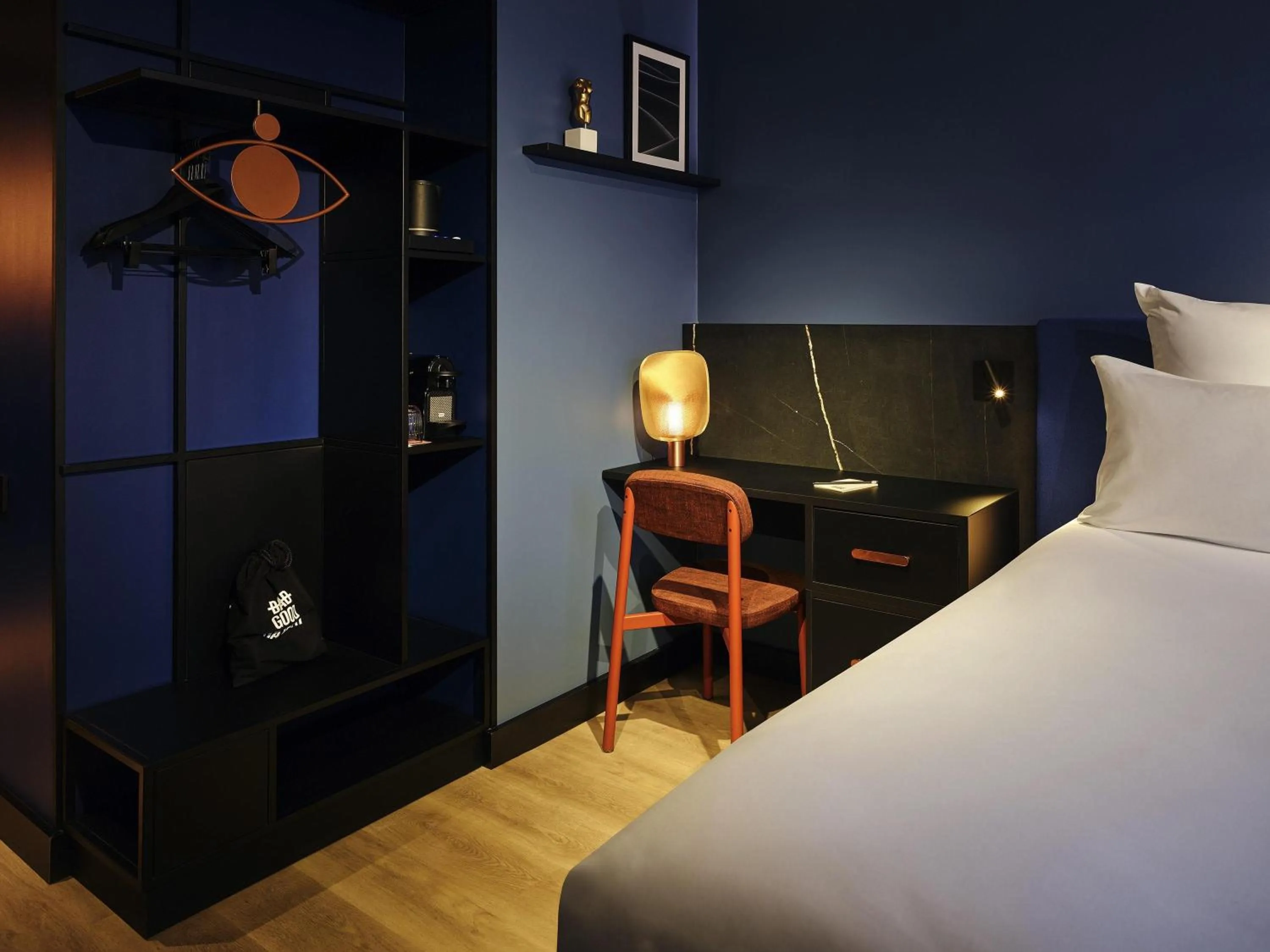Bedroom, Bed in Tribe Paris Saint Ouen
